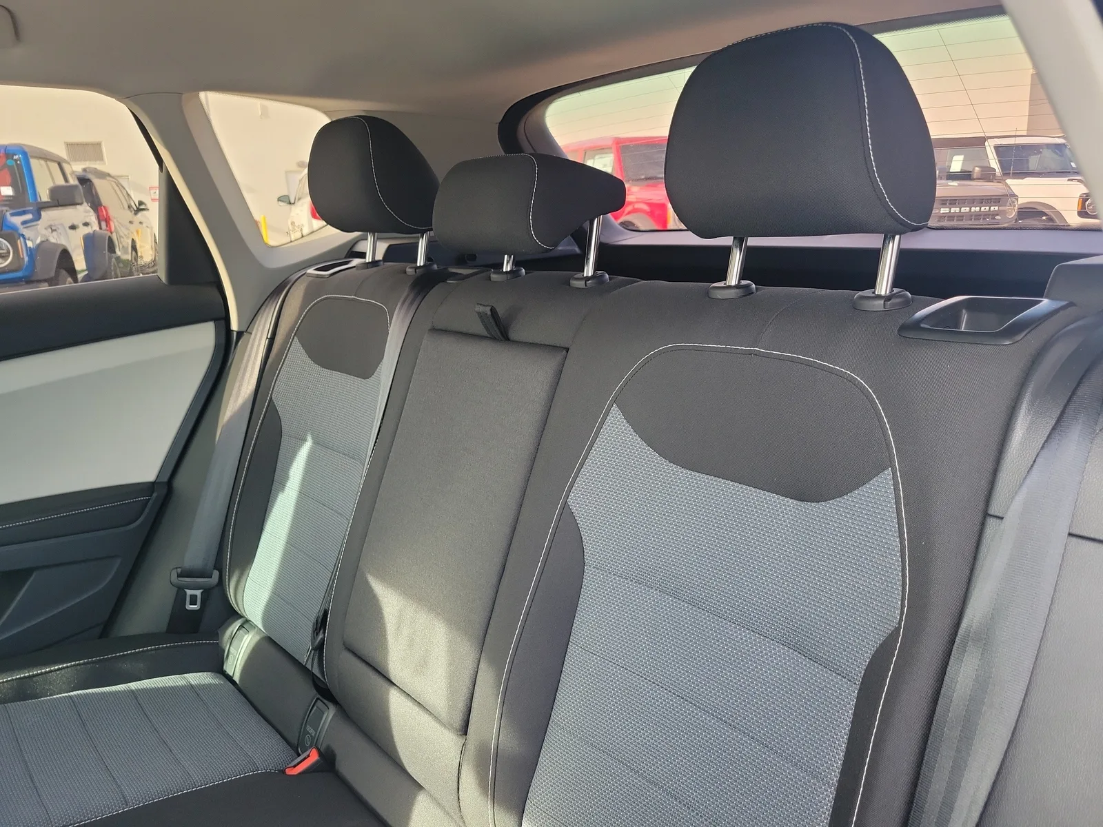 2025 Volkswagen Taos S photo 15