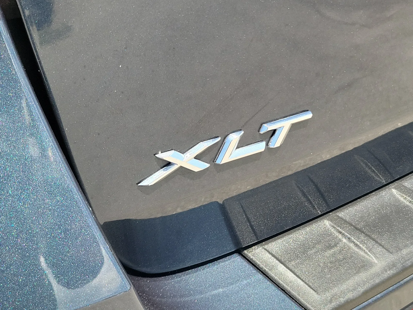 2023 Ford Explorer XLT photo 32