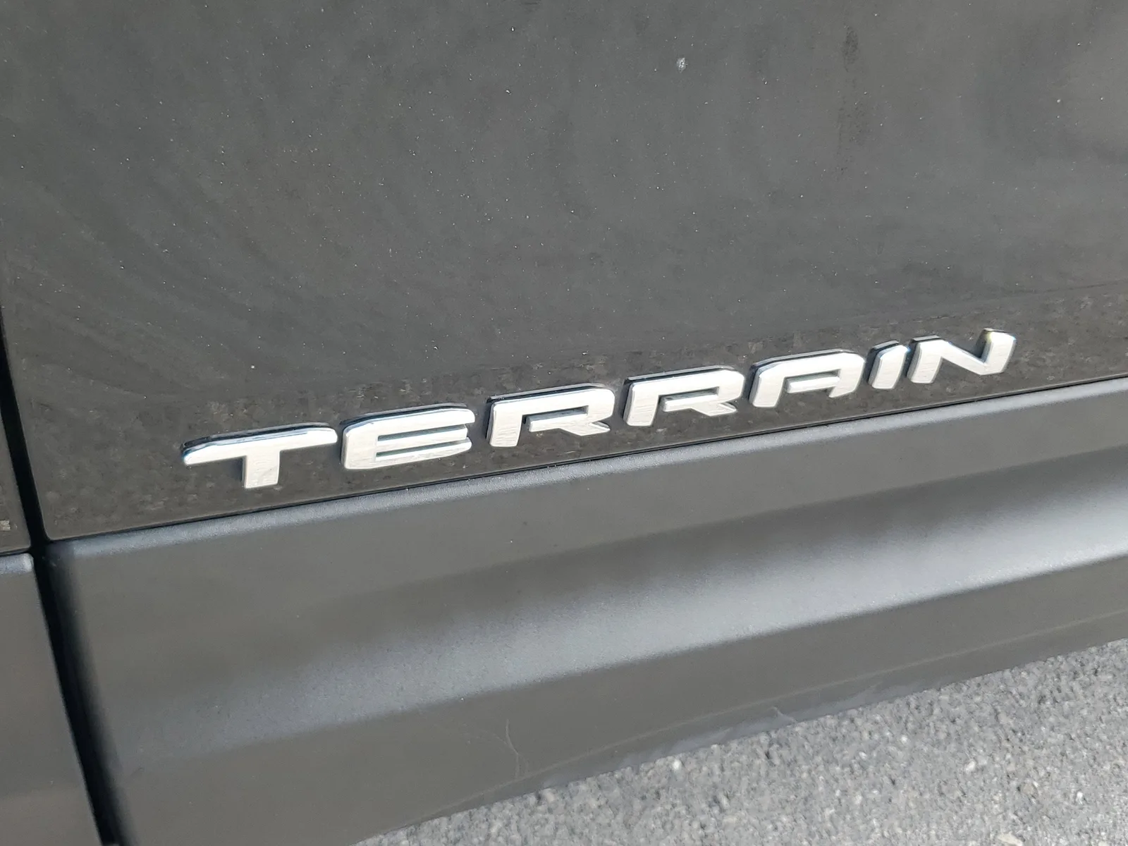 2024 GMC Terrain SLE photo 29