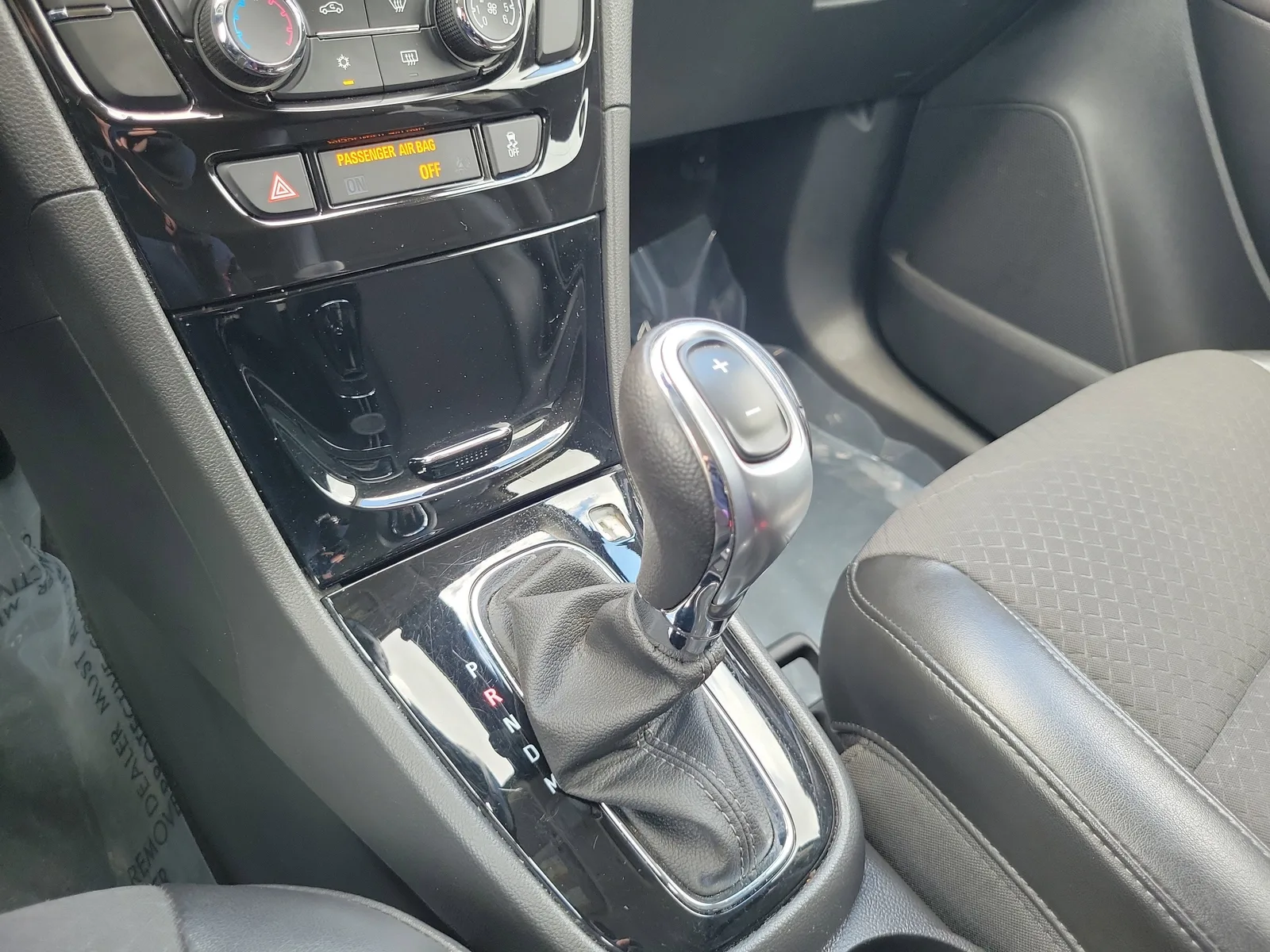 2022 Buick Encore Preferred photo 22
