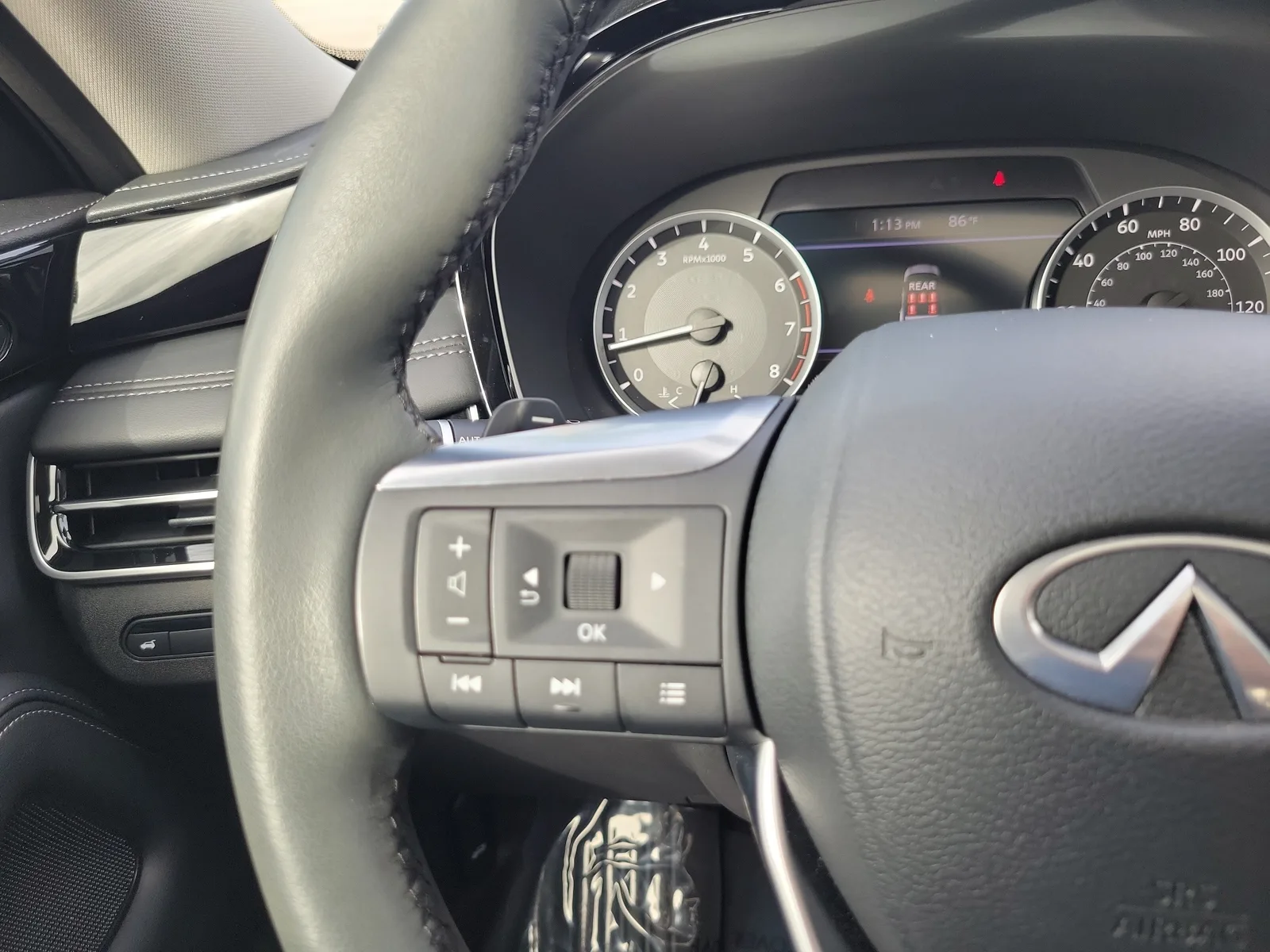 2025 INFINITI QX60 PURE photo 21