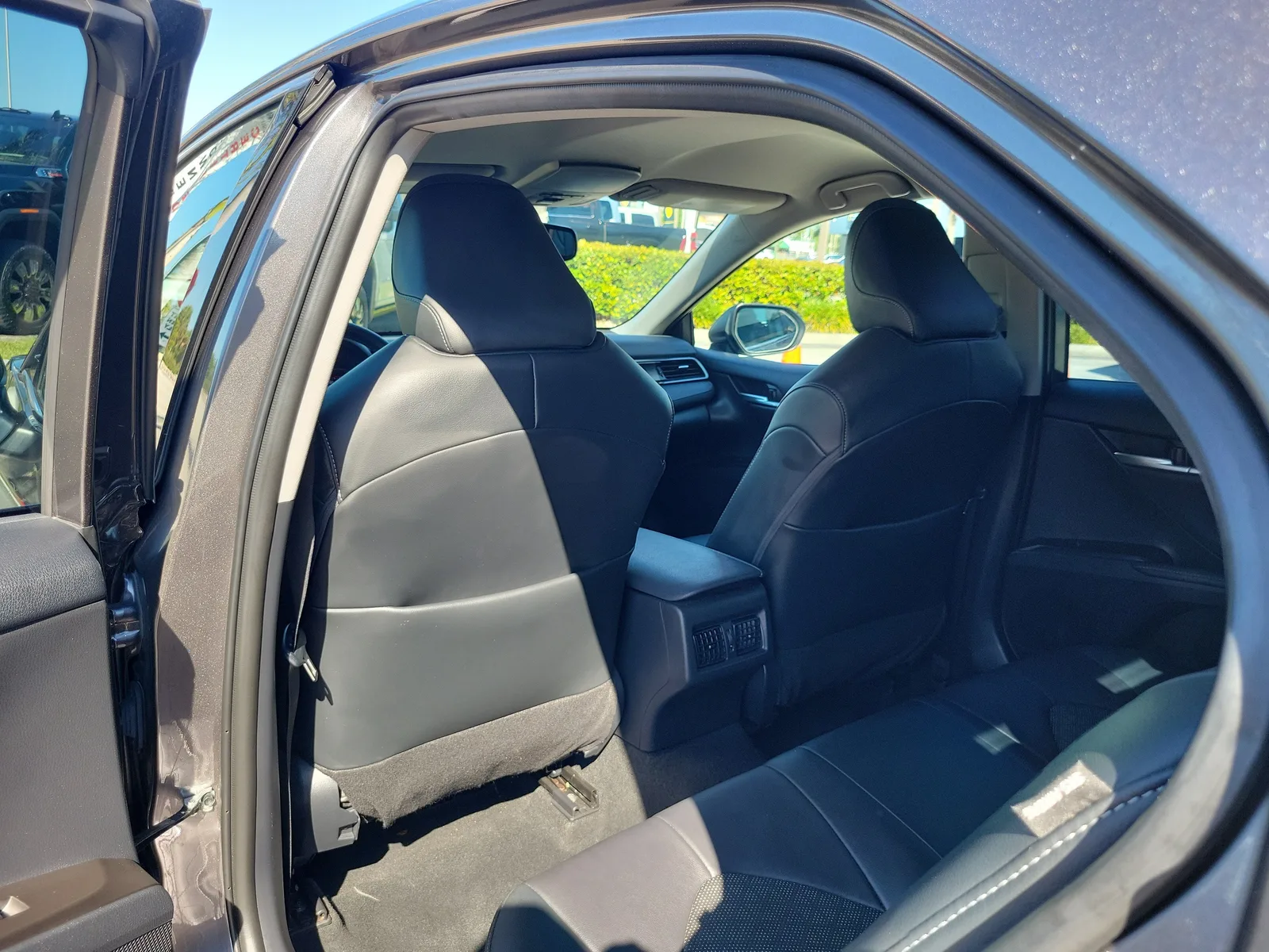 2023 Toyota Camry XSE photo 13