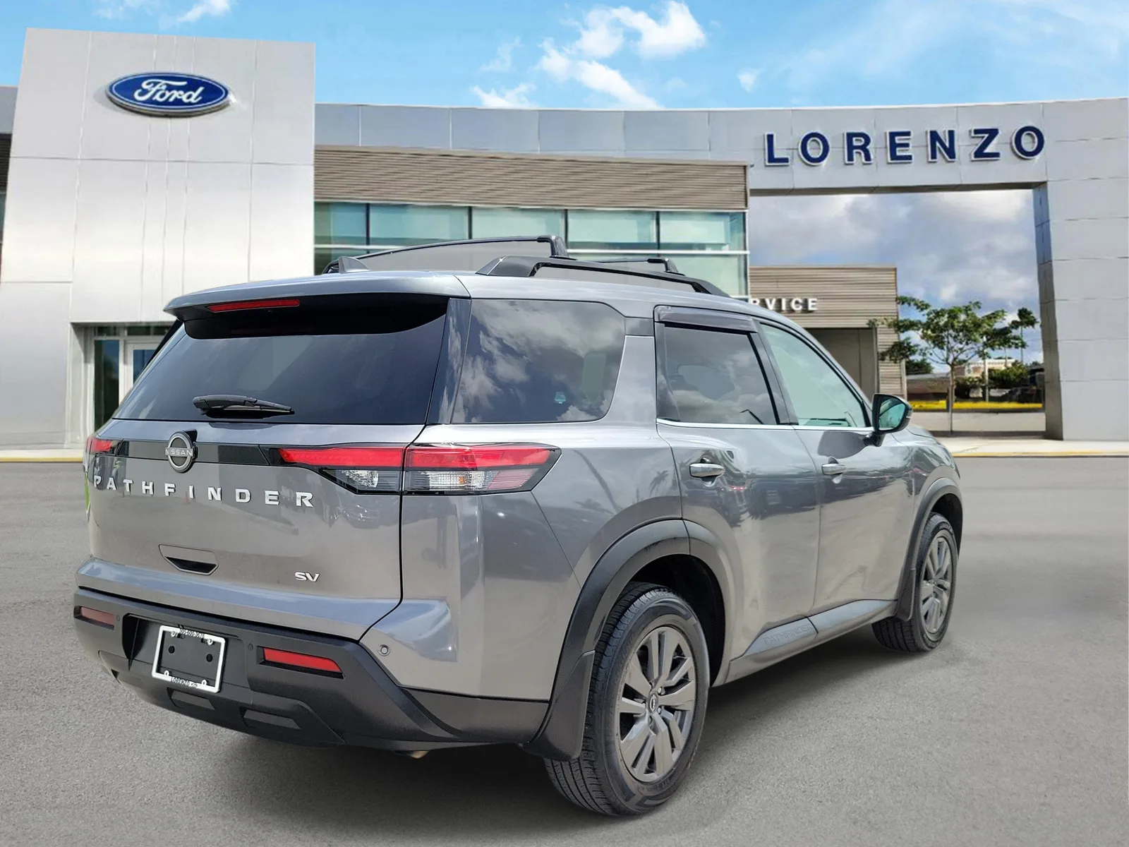 2022 Nissan Pathfinder SV photo 5