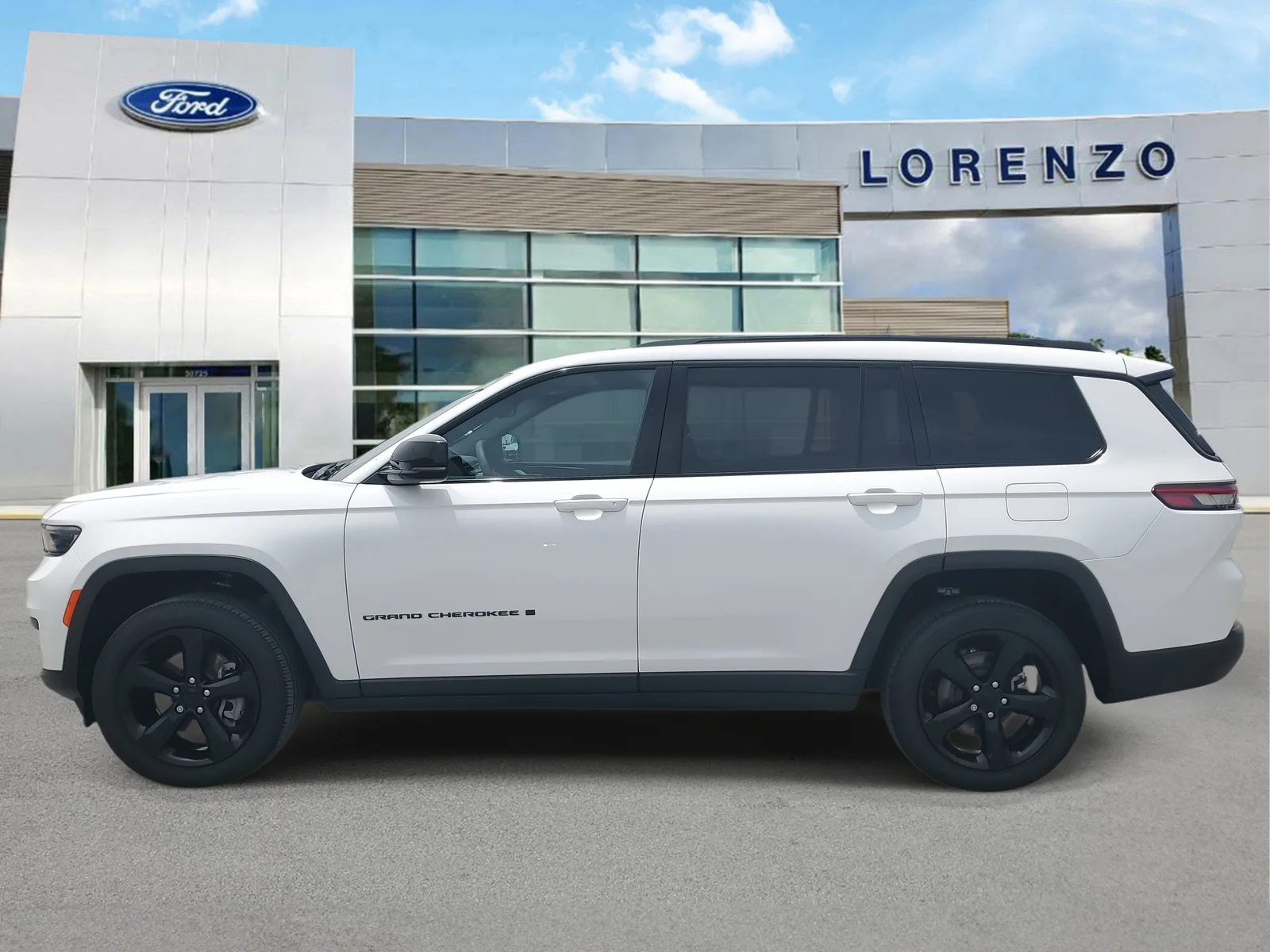 2024 Jeep Grand Cherokee L Altitude X 4WD photo 8