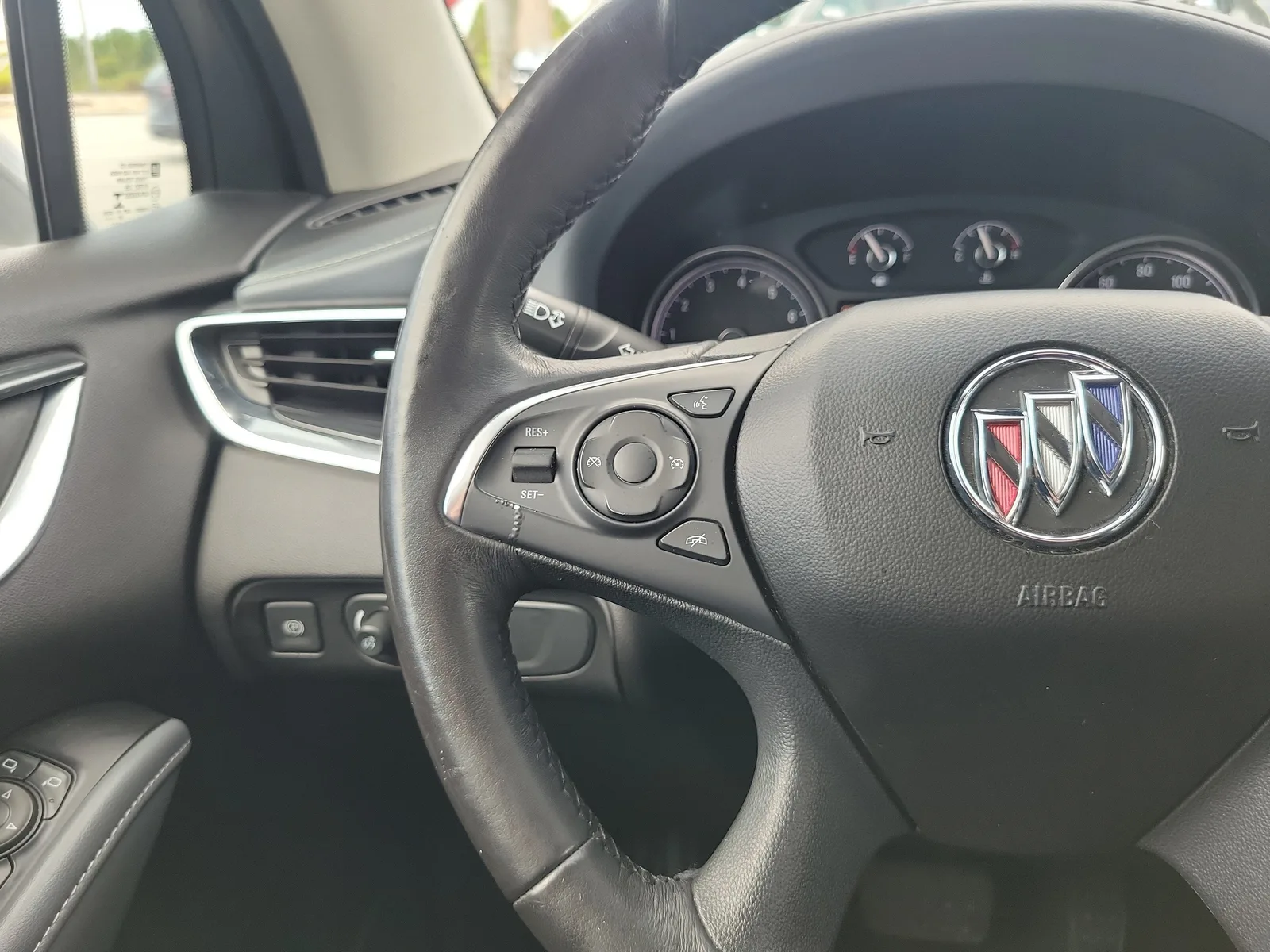 2021 Buick Enclave Essence photo 20
