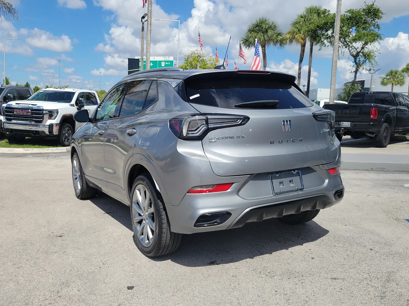 2024 Buick Encore GX Avenir photo 7