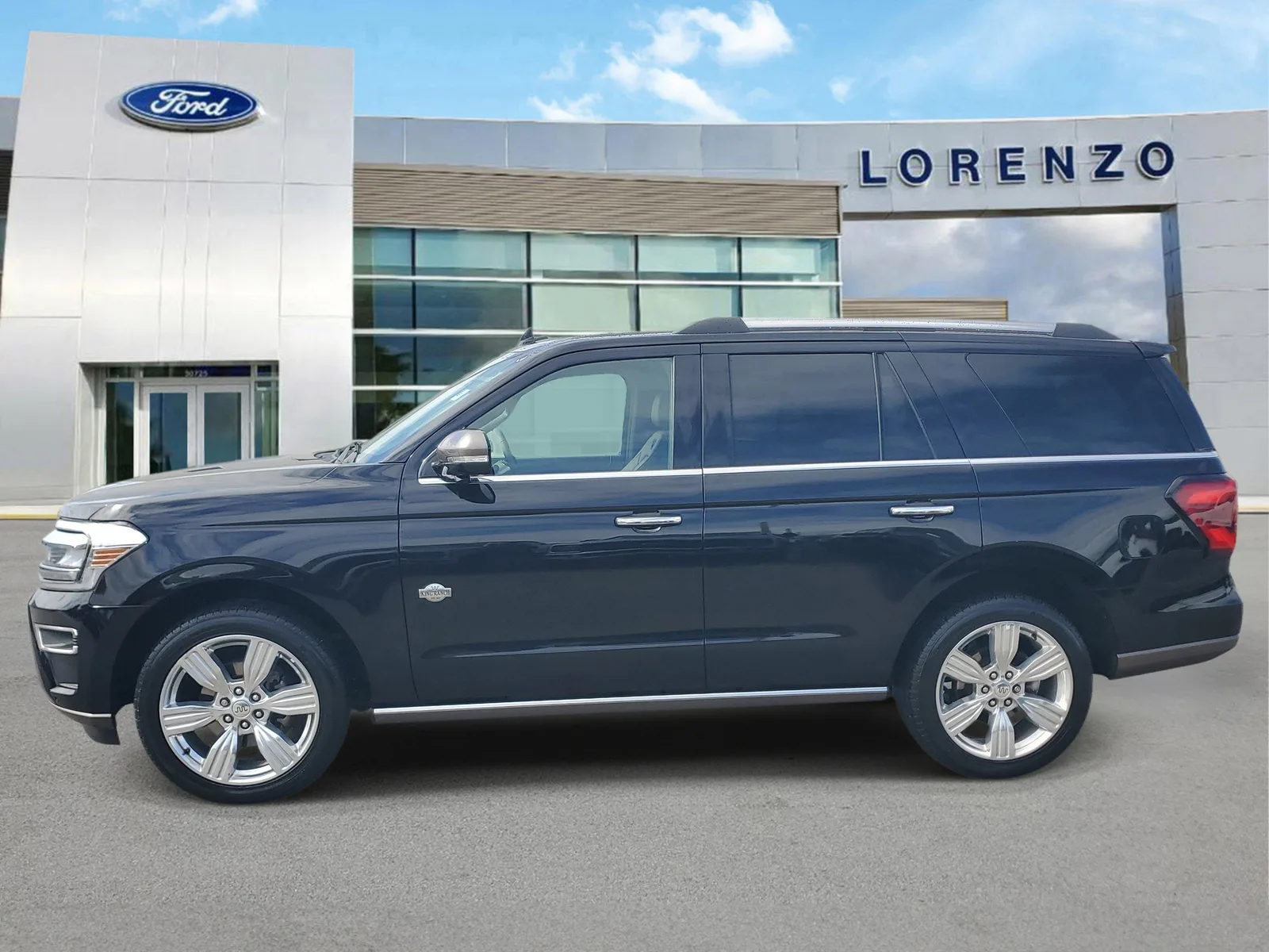 2024 Ford Expedition King Ranch 4WD photo 8