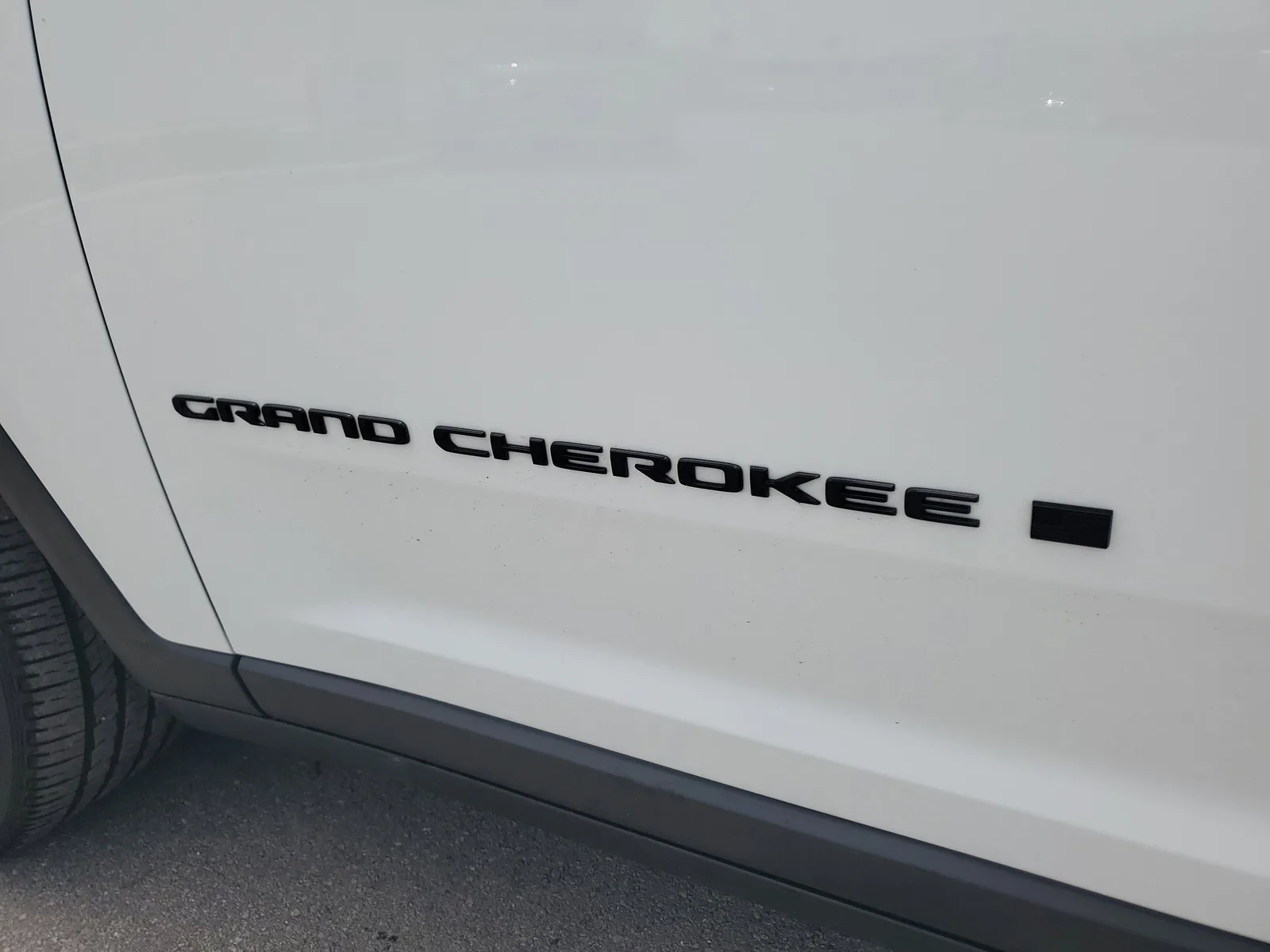 2024 Jeep Grand Cherokee L Altitude X 4WD photo 33