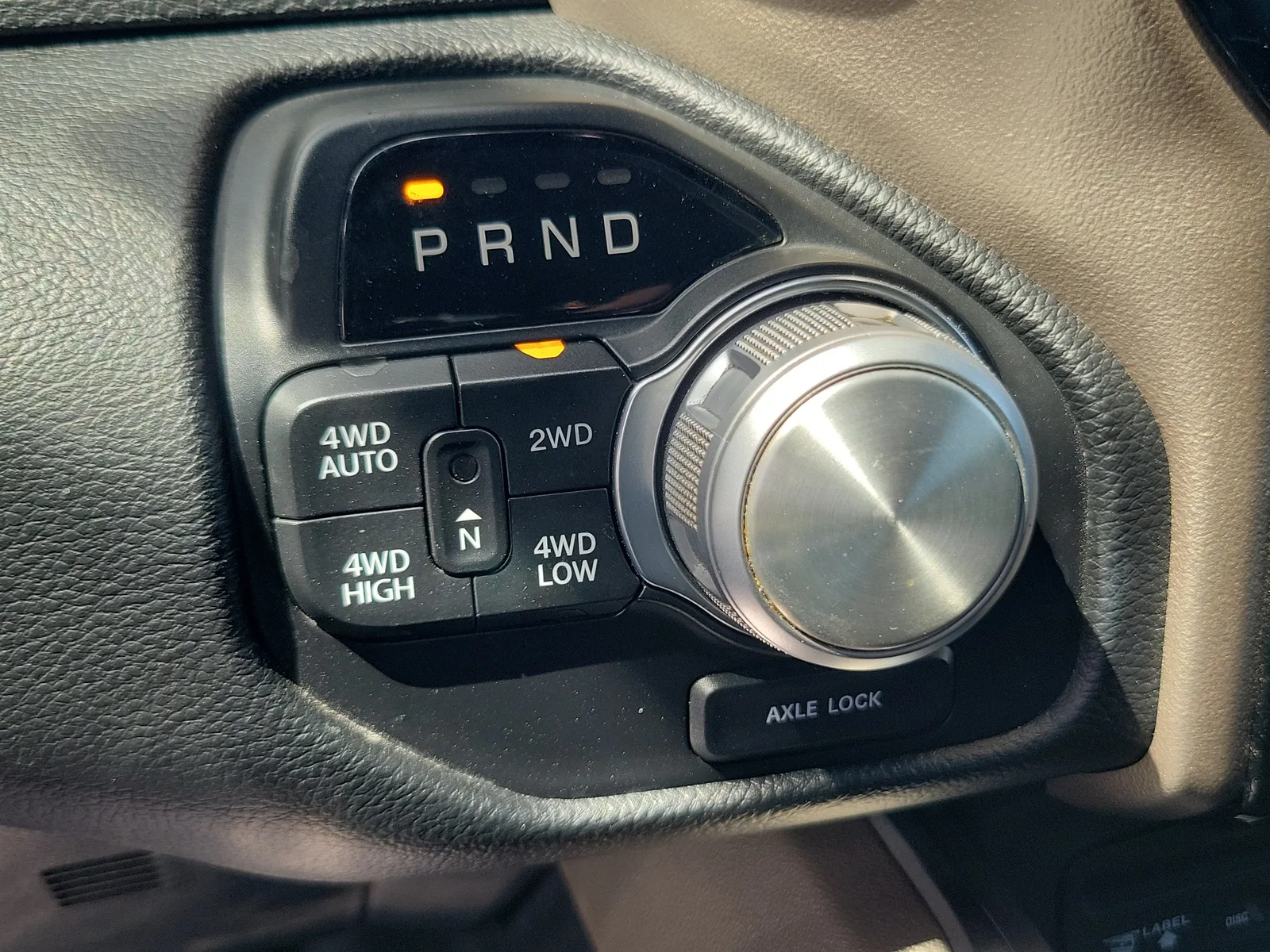 2019 RAM 1500 Laramie 4WD photo 22