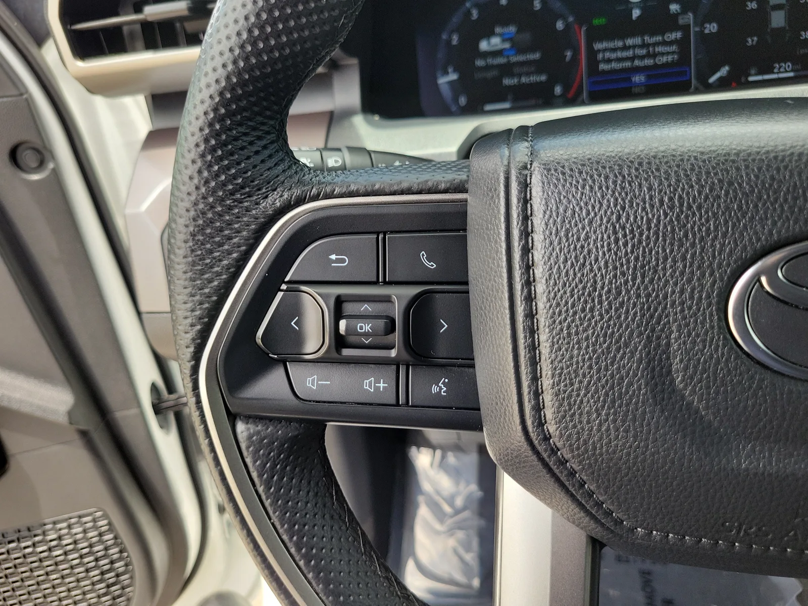 2024 Toyota Tacoma 2WD SR5 photo 17