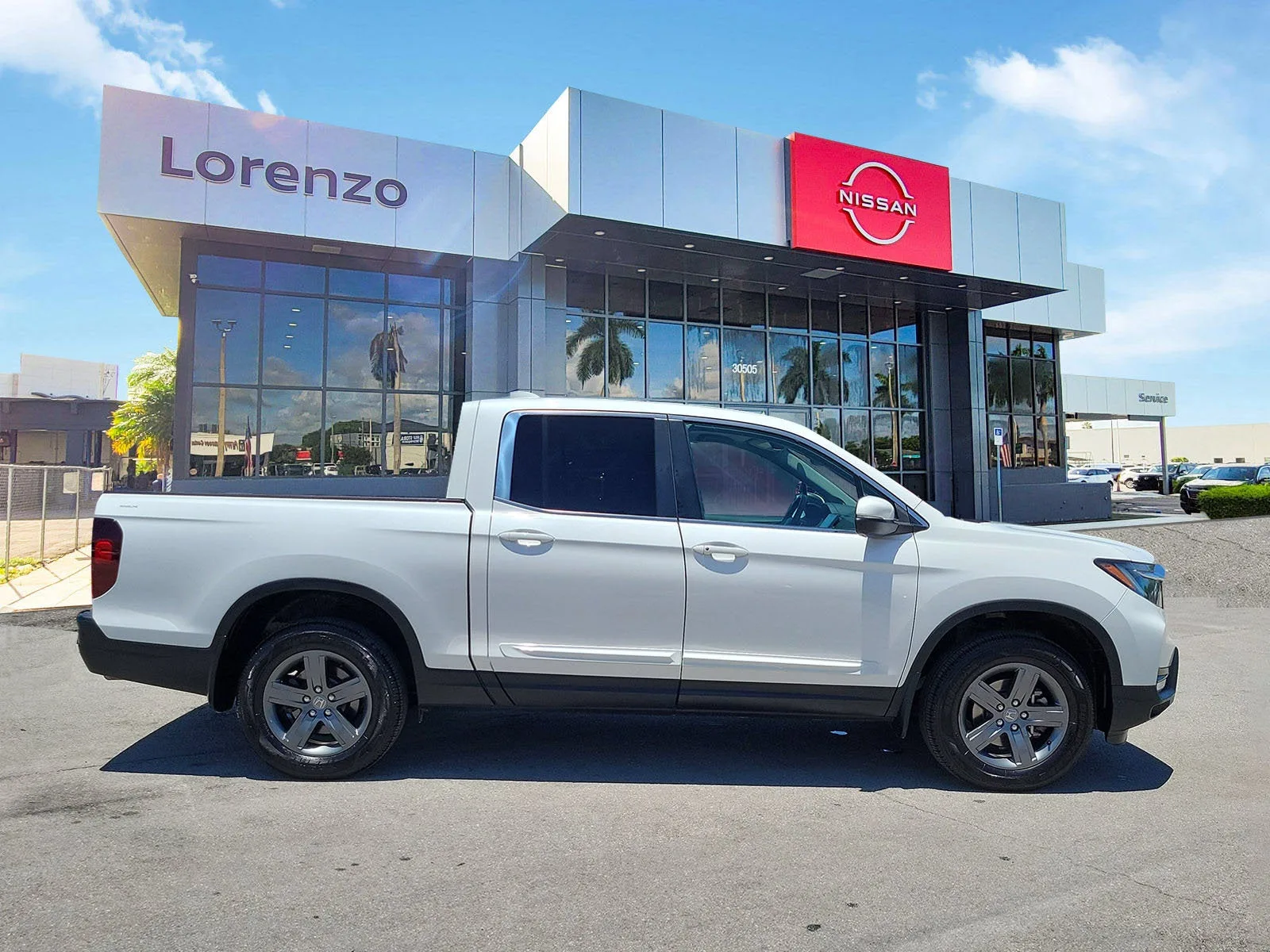 2023 Honda Ridgeline RTL 4WD photo 4