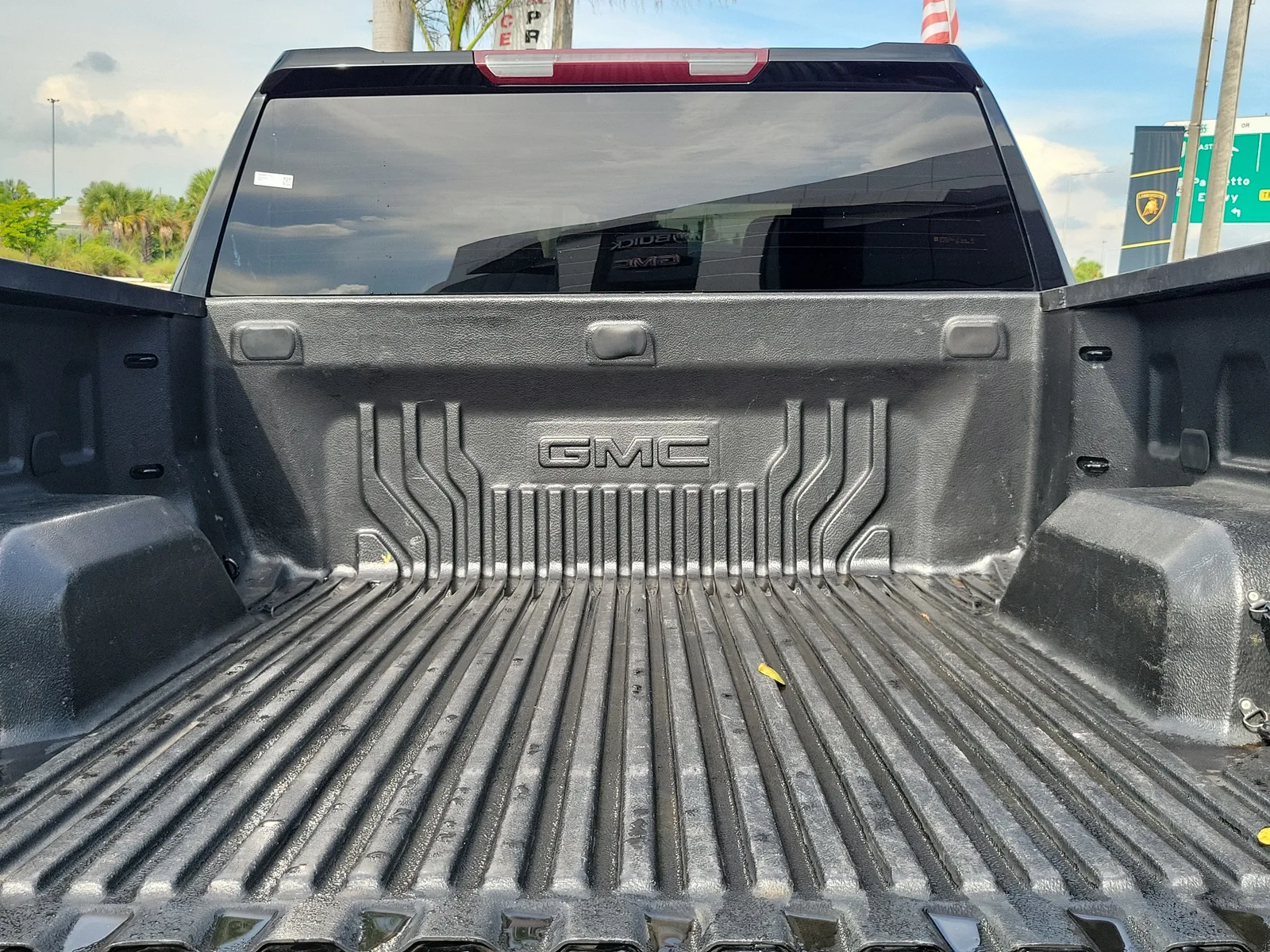 2022 GMC Sierra 1500 SLE photo 25