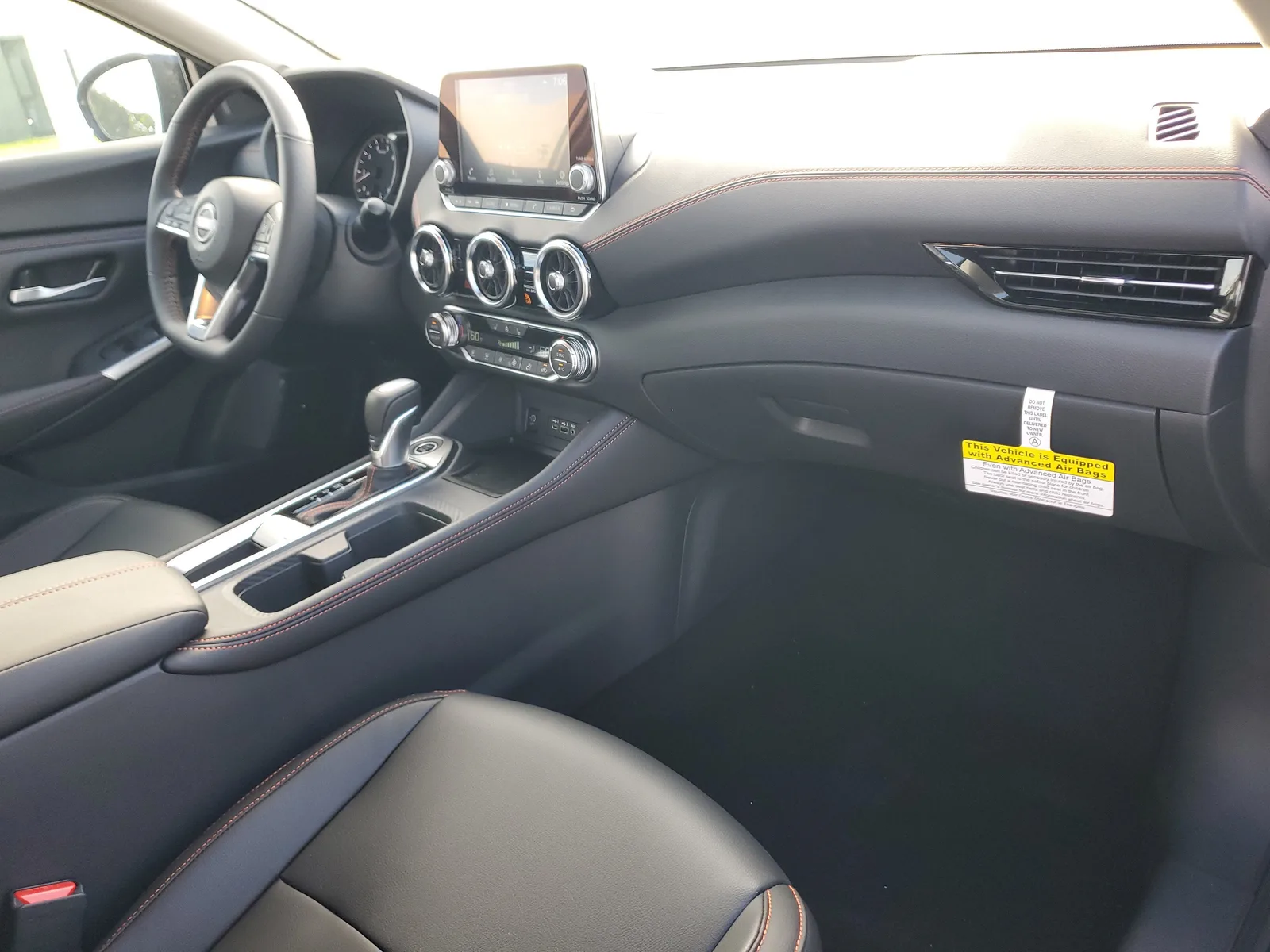 2025 Nissan Sentra SR photo 12