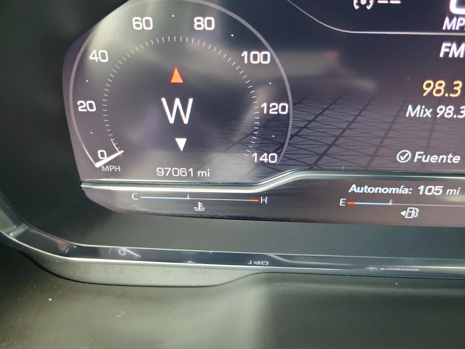 2022 GMC Yukon SLT photo 29