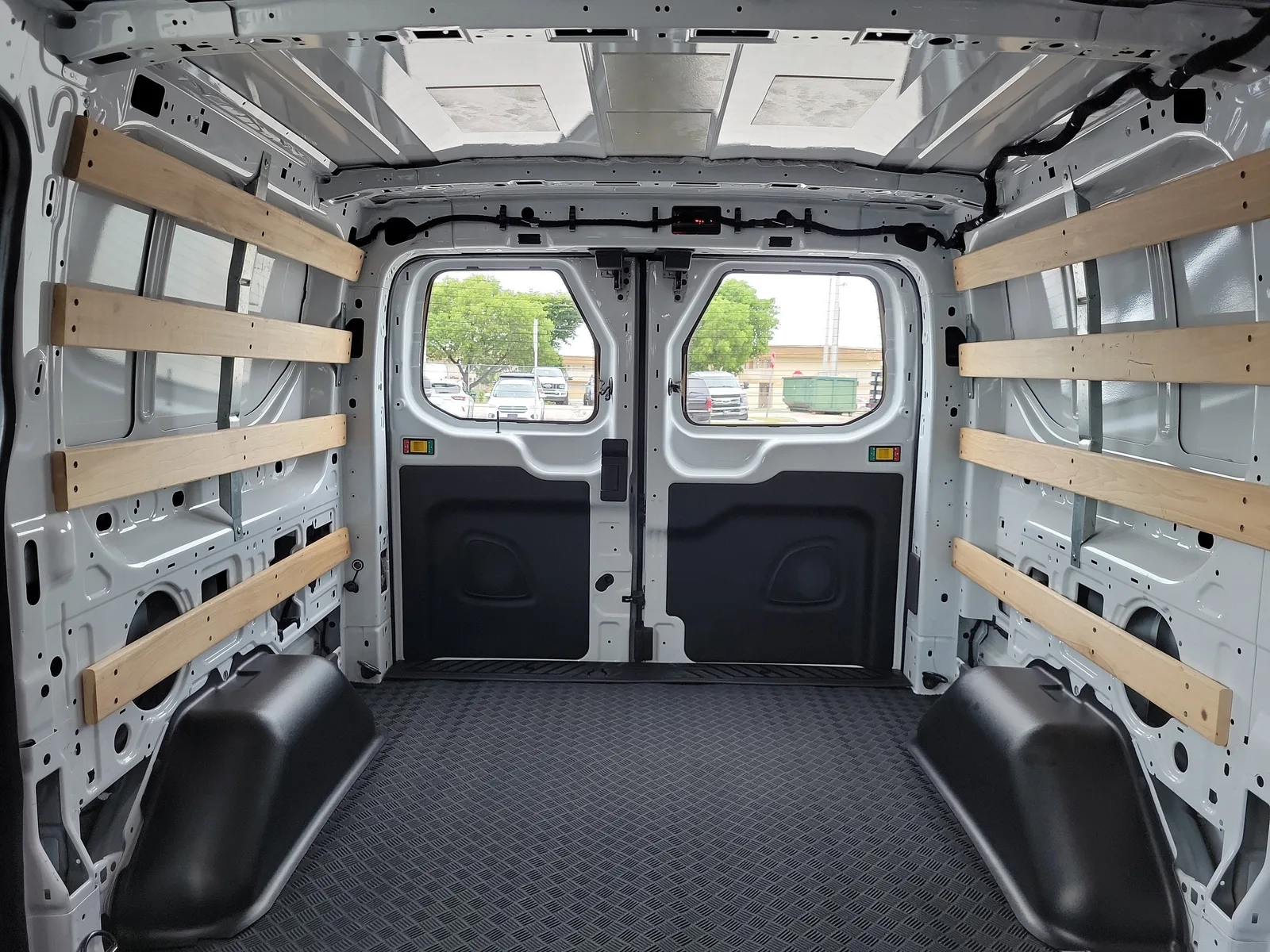 2025 Ford Transit Cargo Van Base photo 30