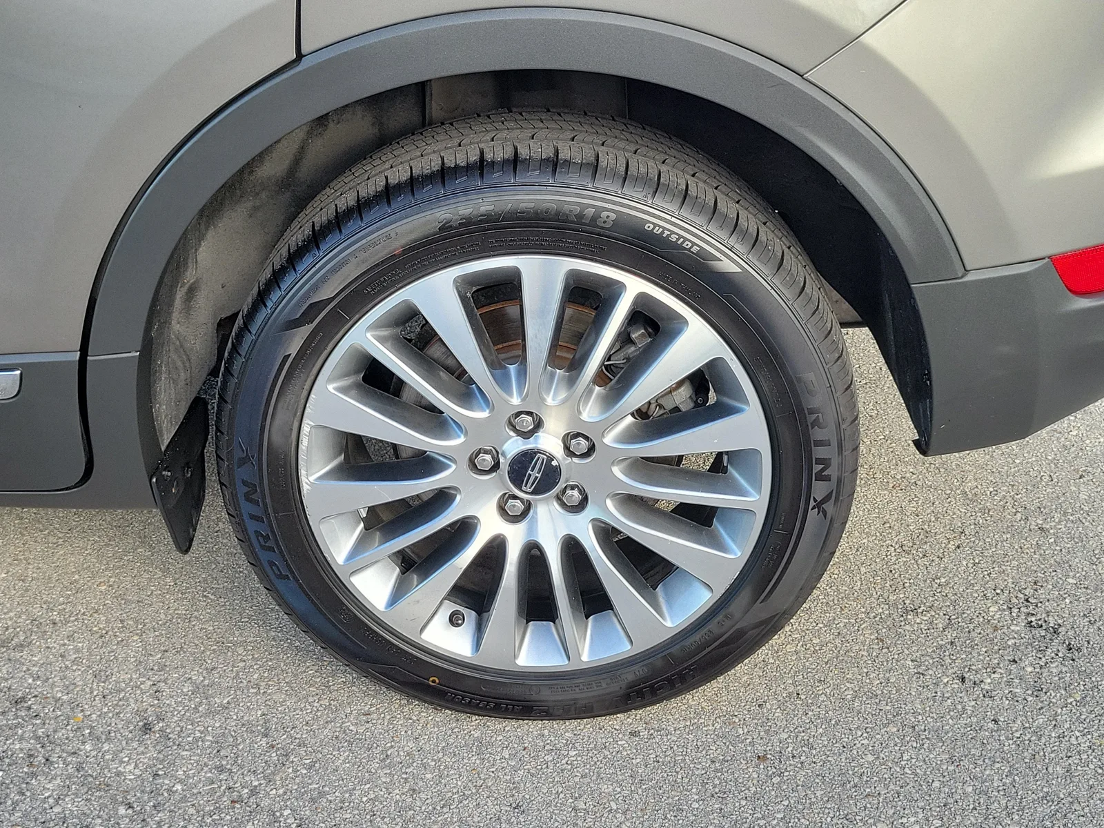 2017 Lincoln MKC Reserve photo 28