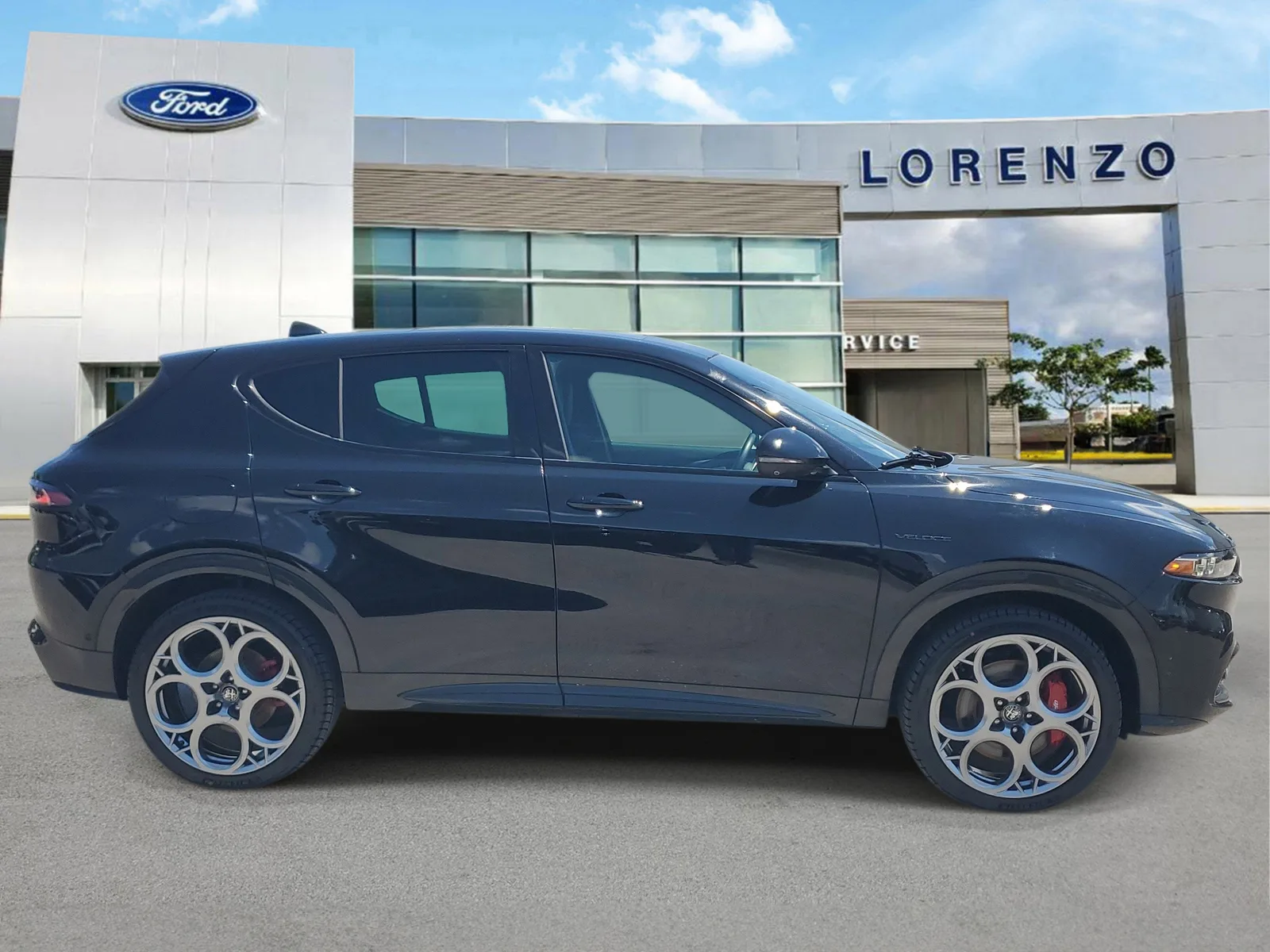 2024 Alfa Romeo Tonale Veloce E4WD photo 4