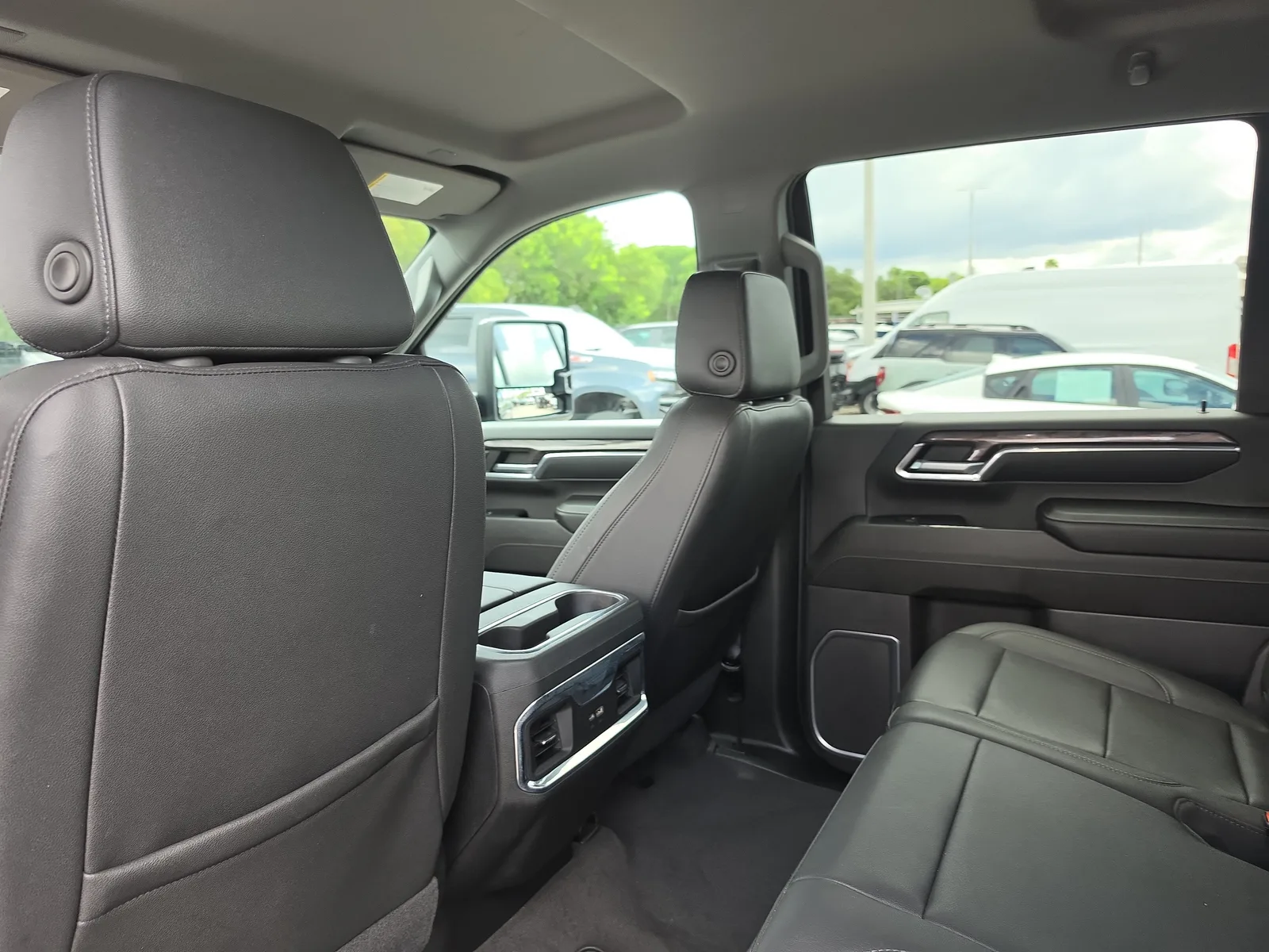 2024 Chevrolet Silverado 2500HD LTZ 4WD Diesel photo 12