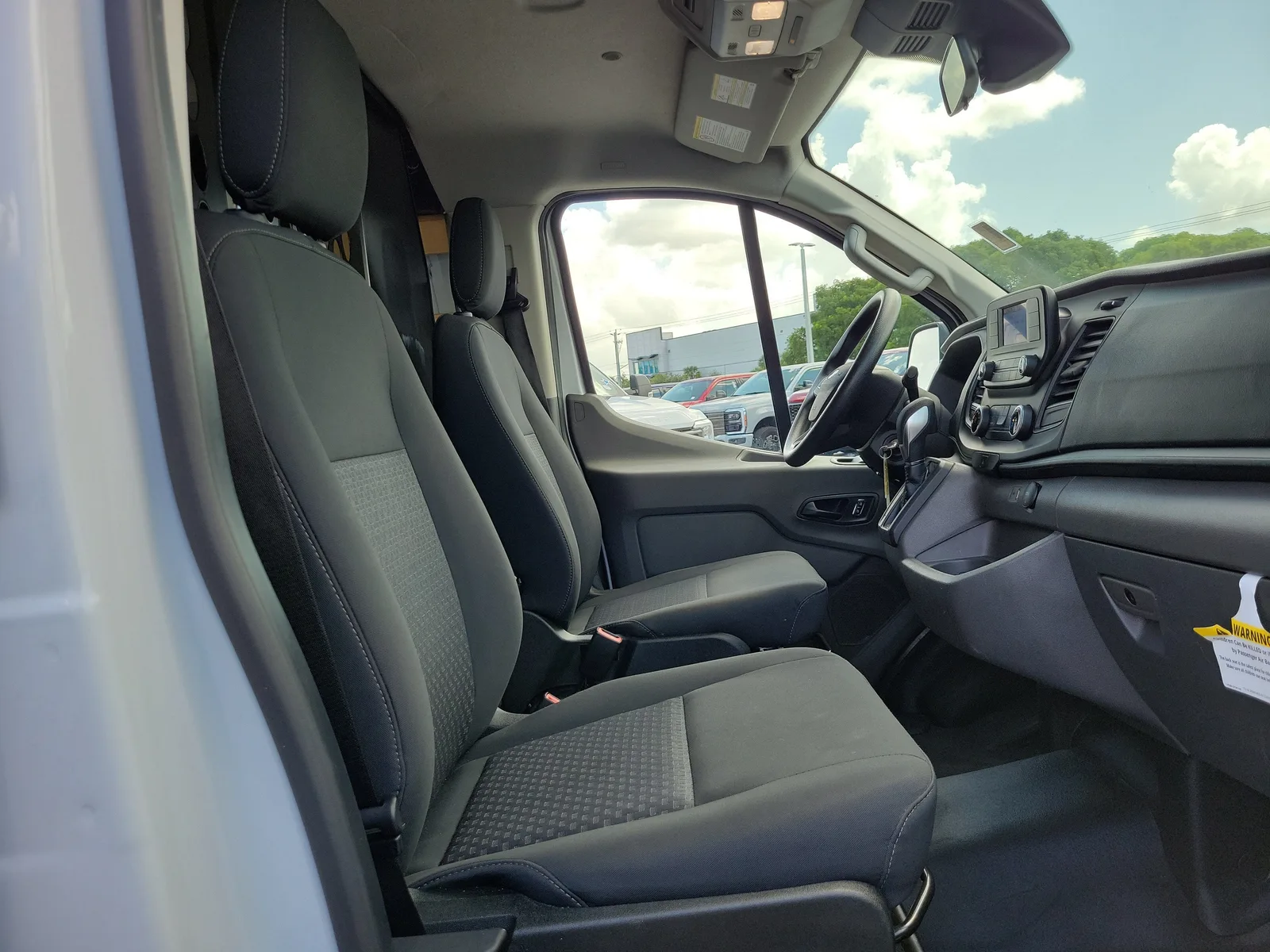 2025 Ford Transit Cargo Van Base photo 20