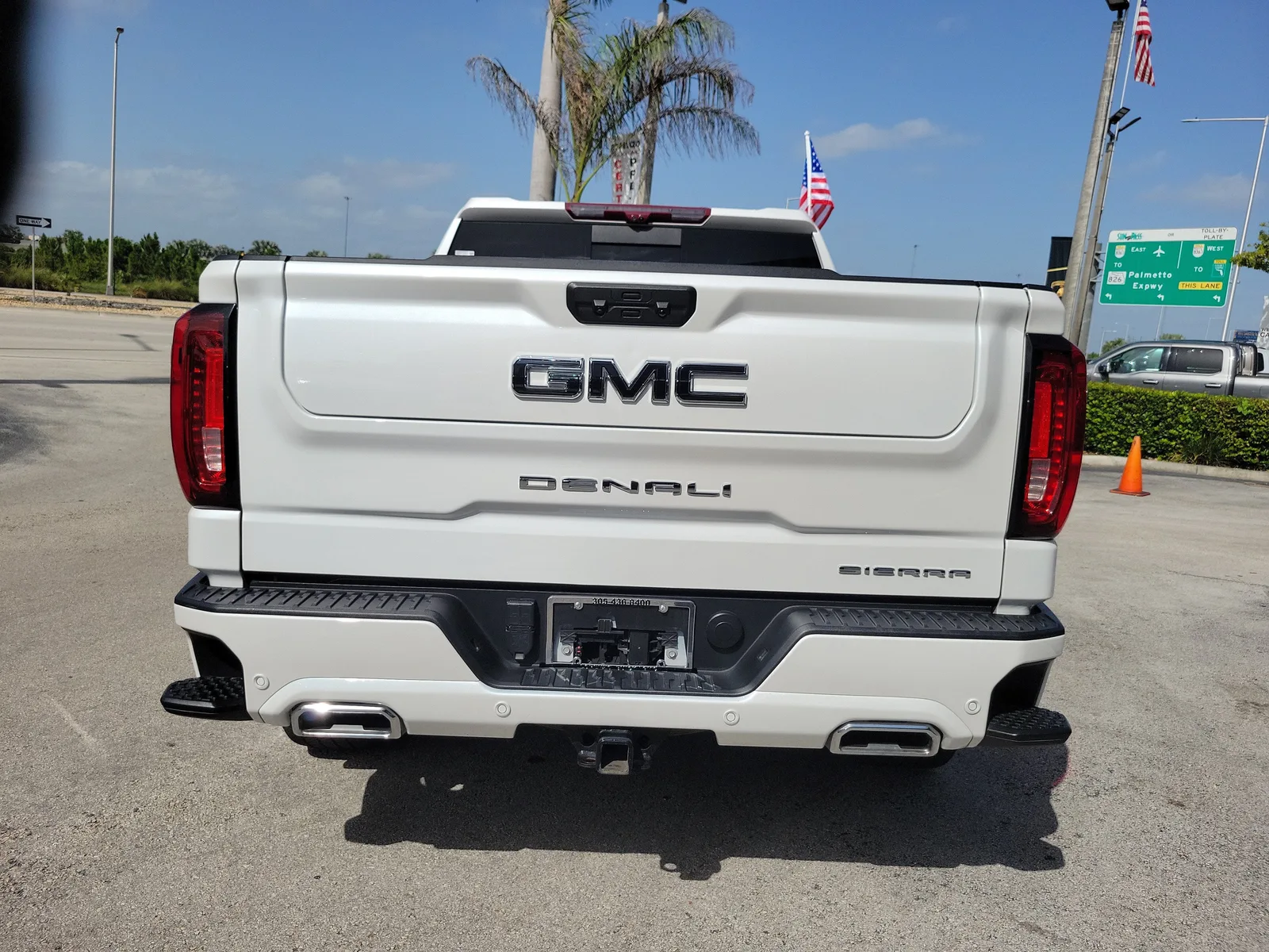 2024 GMC Sierra 1500 Denali Ultimate photo 6