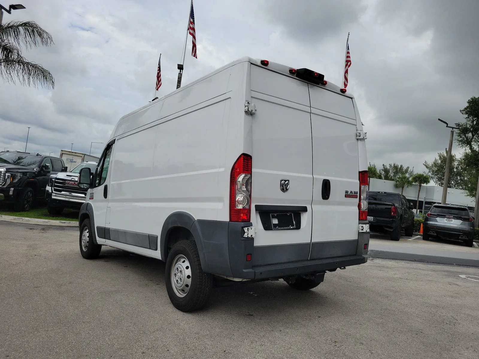 2017 RAM ProMaster Cargo Van NA photo 7