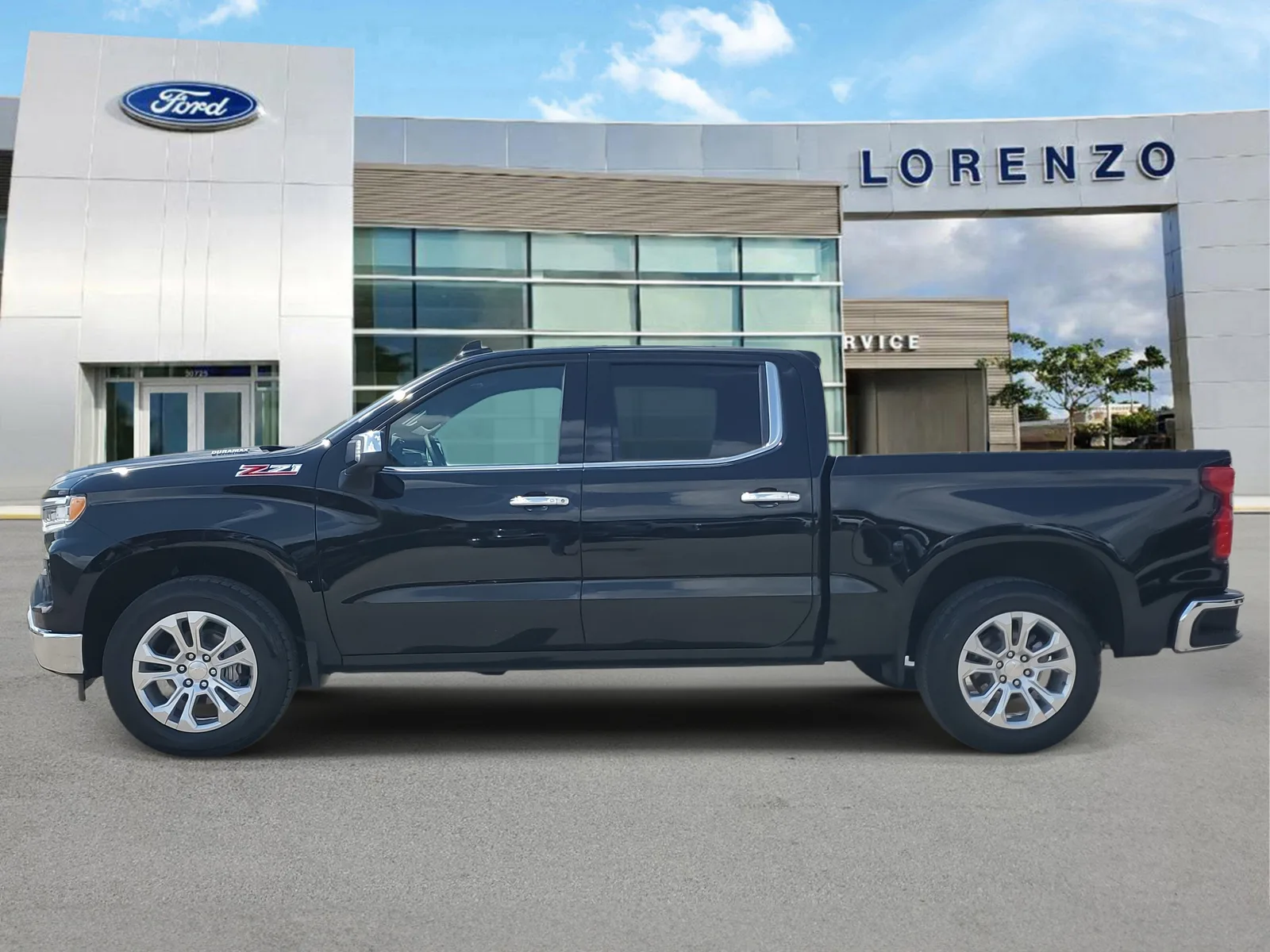 2024 Chevrolet Silverado 1500 LTZ photo 8