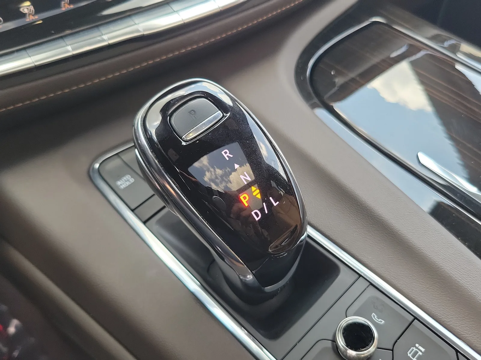 2023 Cadillac Escalade 4WD Premium Luxury photo 27