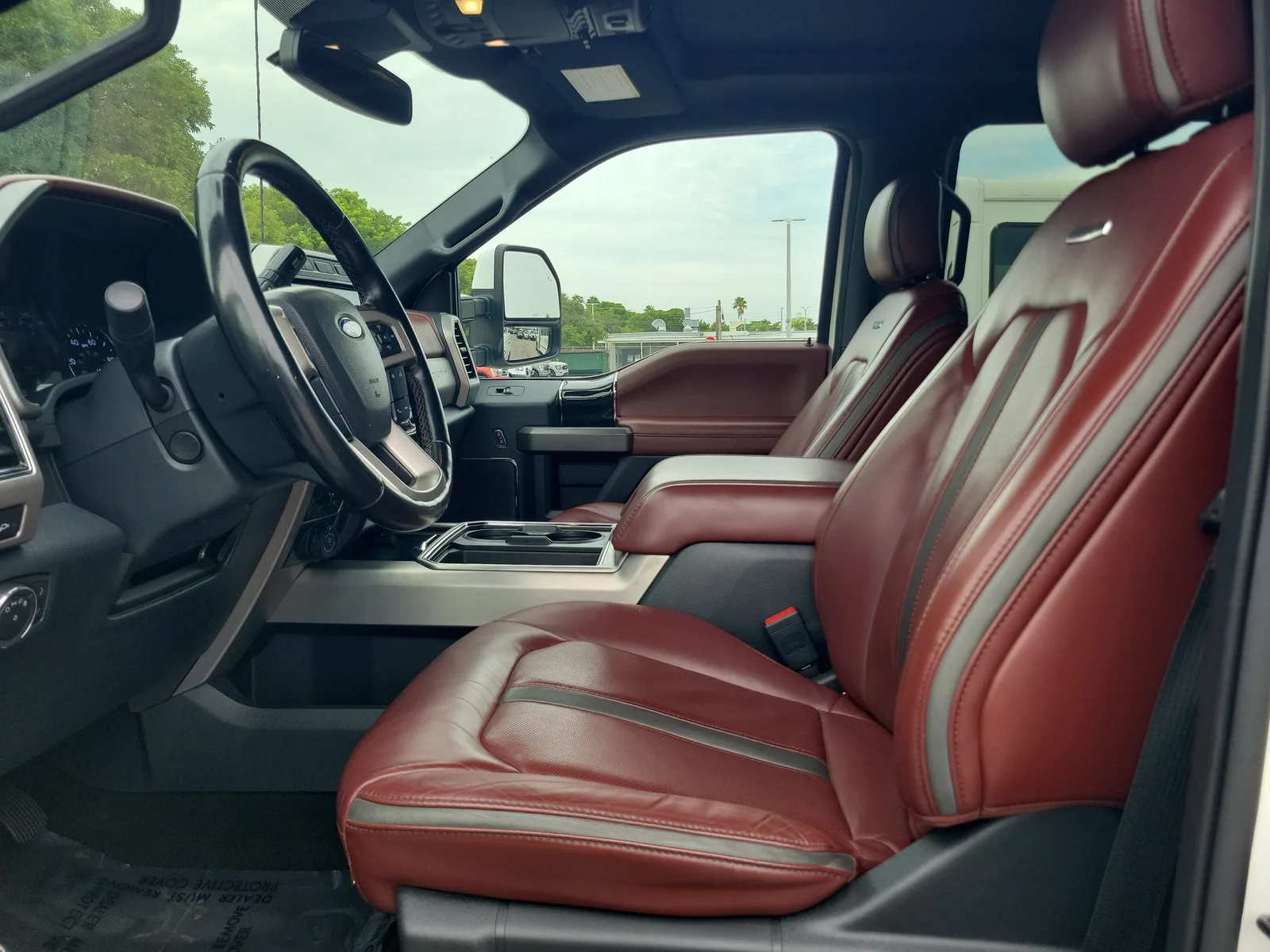 2022 Ford Super Duty F-350 SRW Platinum 4WD Diesel photo 11
