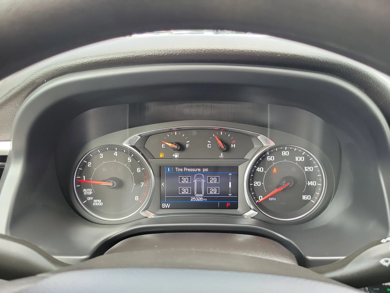 2023 GMC Acadia SLE photo 29