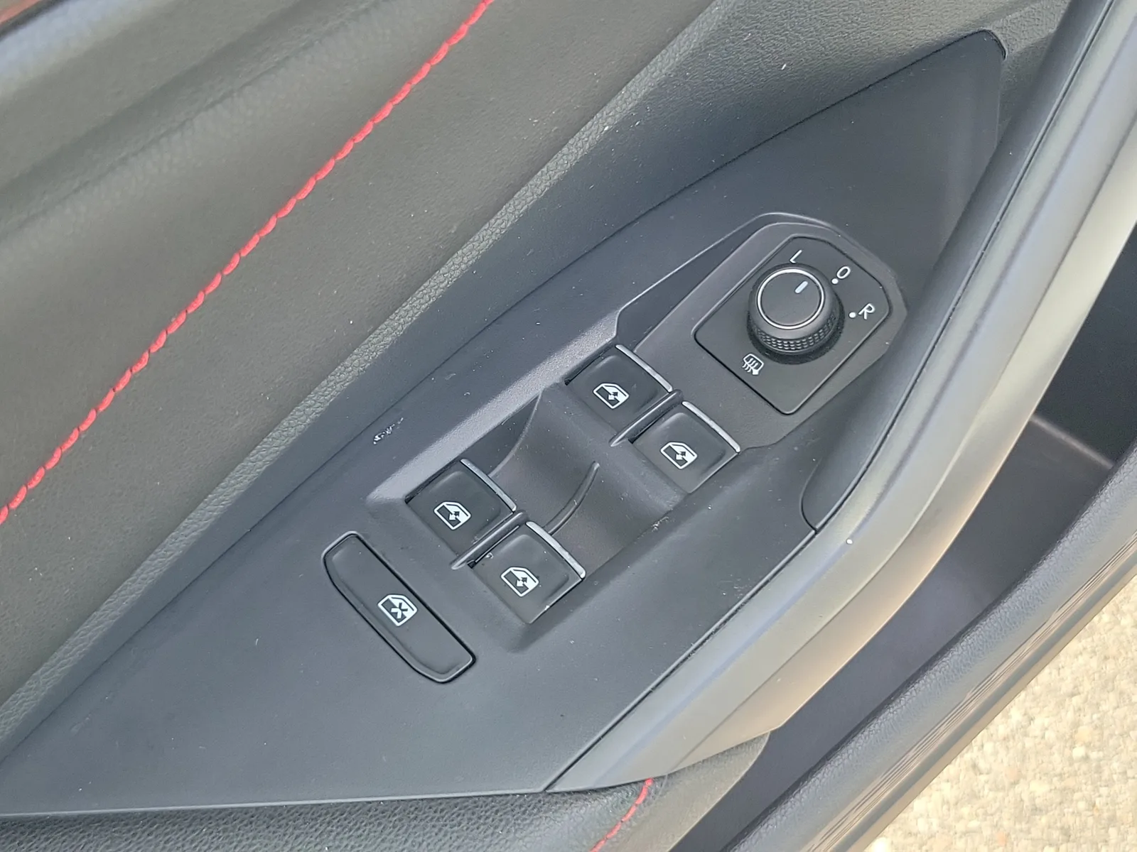 2024 Volkswagen Jetta GLI Autobahn photo 25