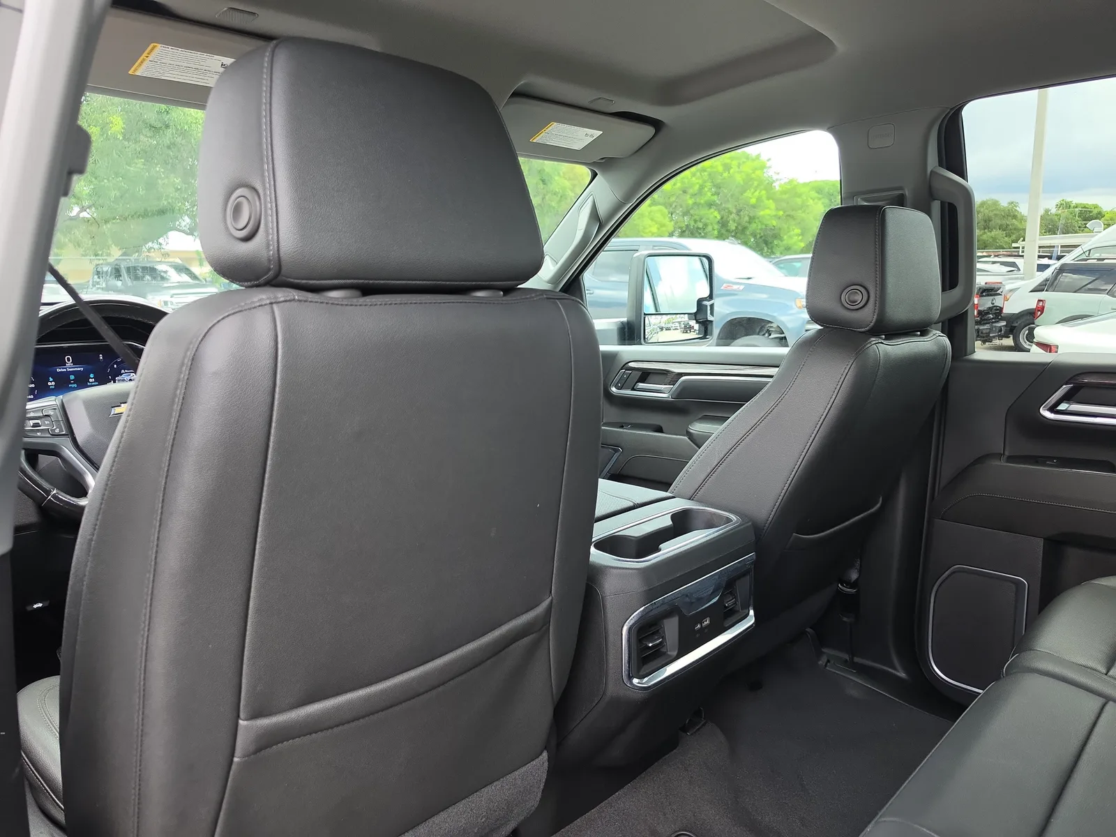 2024 Chevrolet Silverado 2500HD LTZ 4WD Diesel photo 13