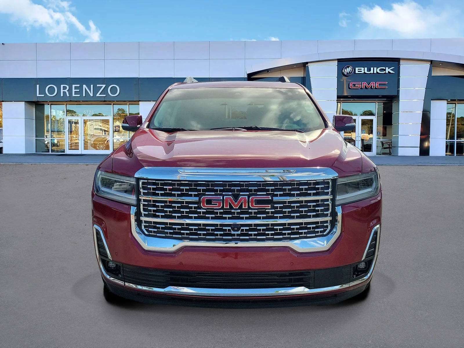 2020 GMC Acadia Denali photo 2