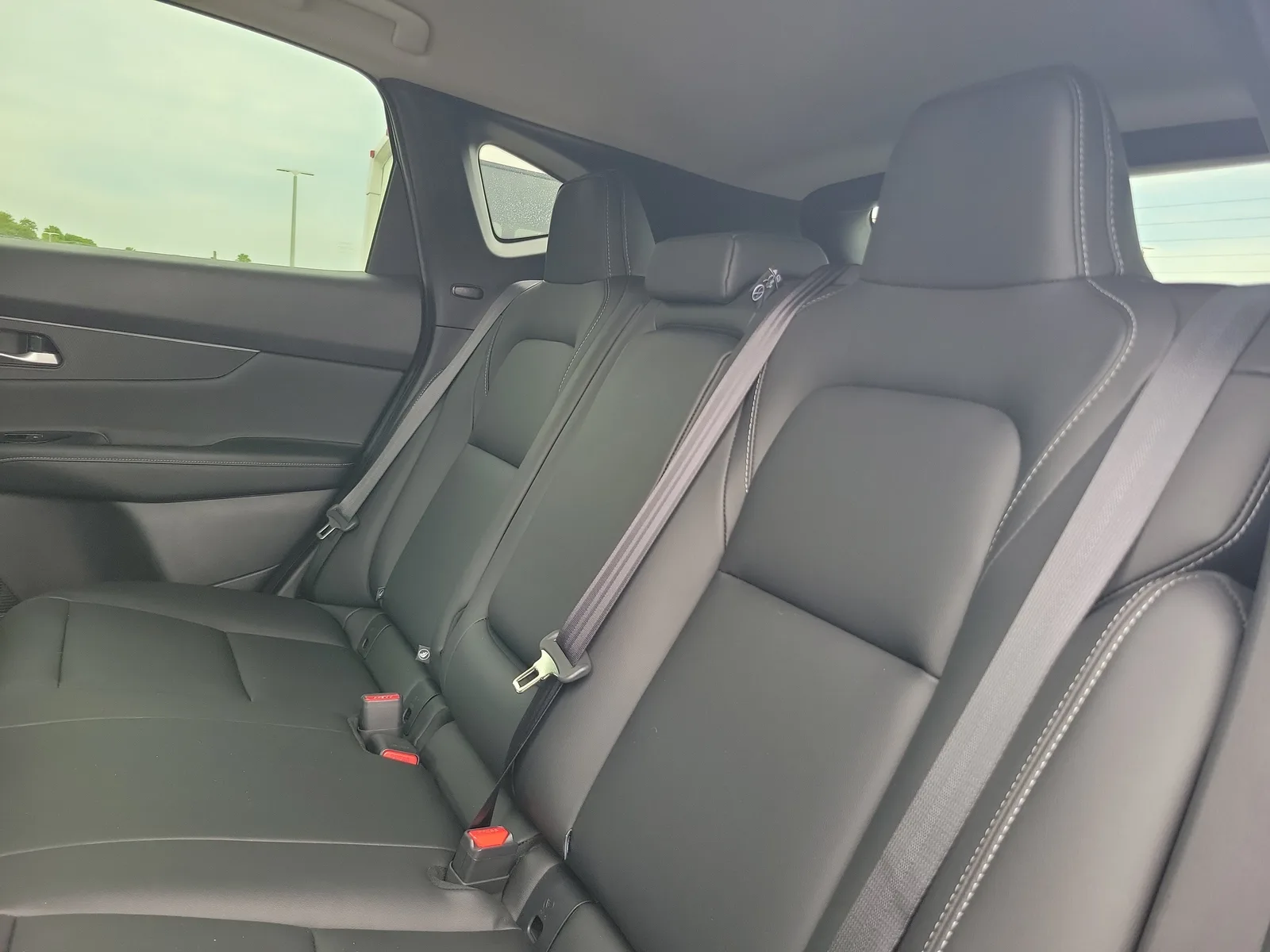 2025 Nissan Murano SV photo 13