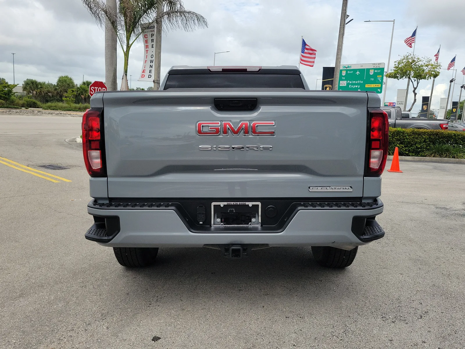 2024 GMC Sierra 1500 Elevation photo 6