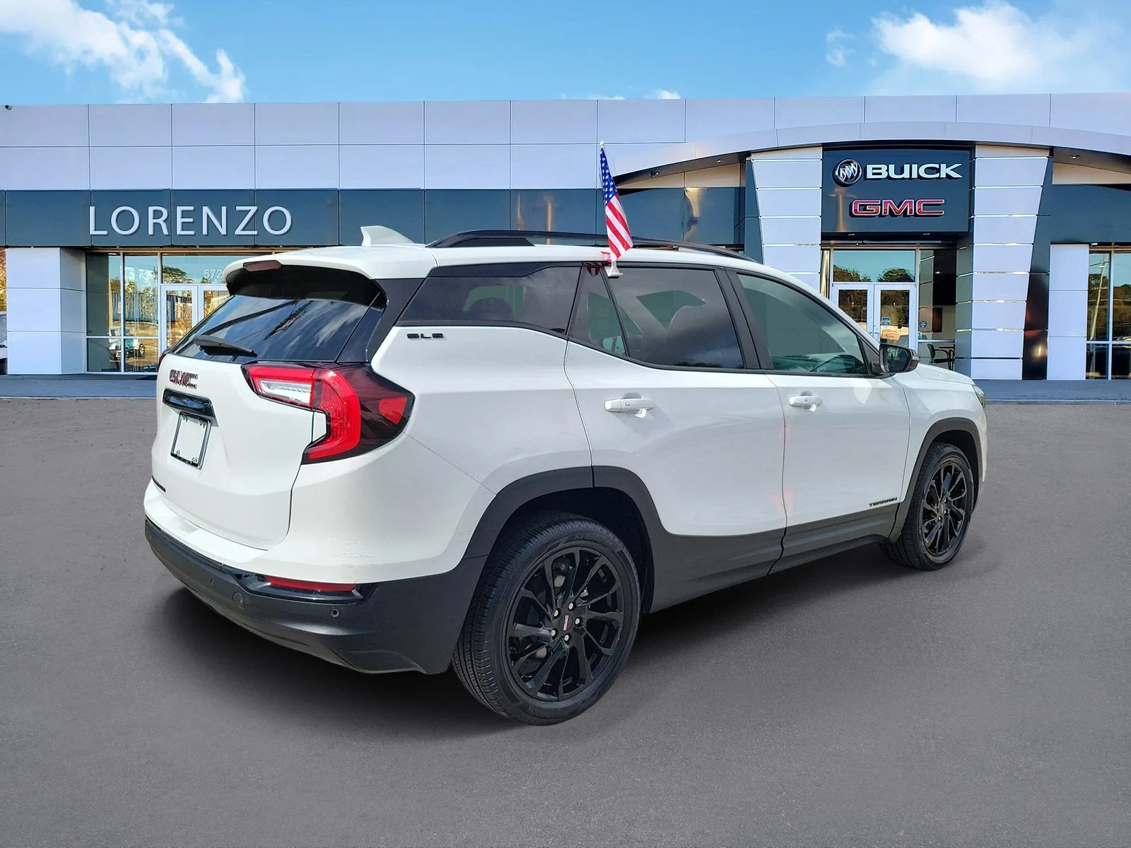 2023 GMC Terrain SLE photo 5