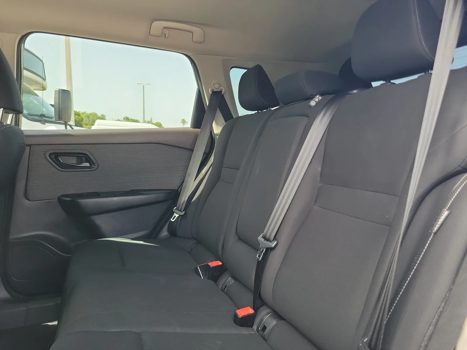 2023 Nissan Rogue S photo 14