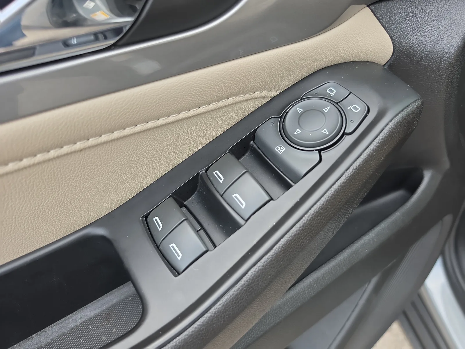 2023 Chevrolet Traverse LS photo 20