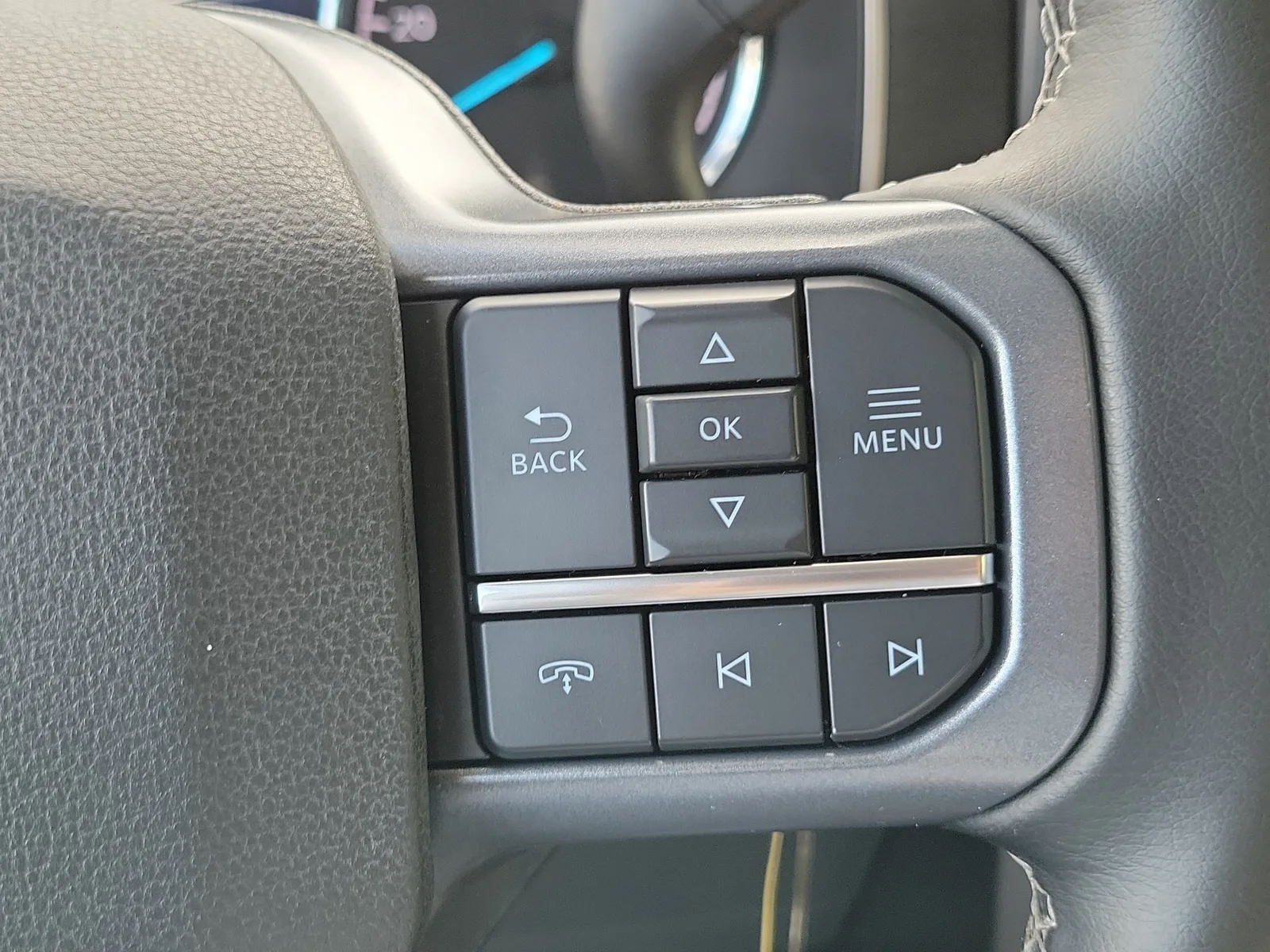 2023 Ford F-150 XLT 4WD photo 17