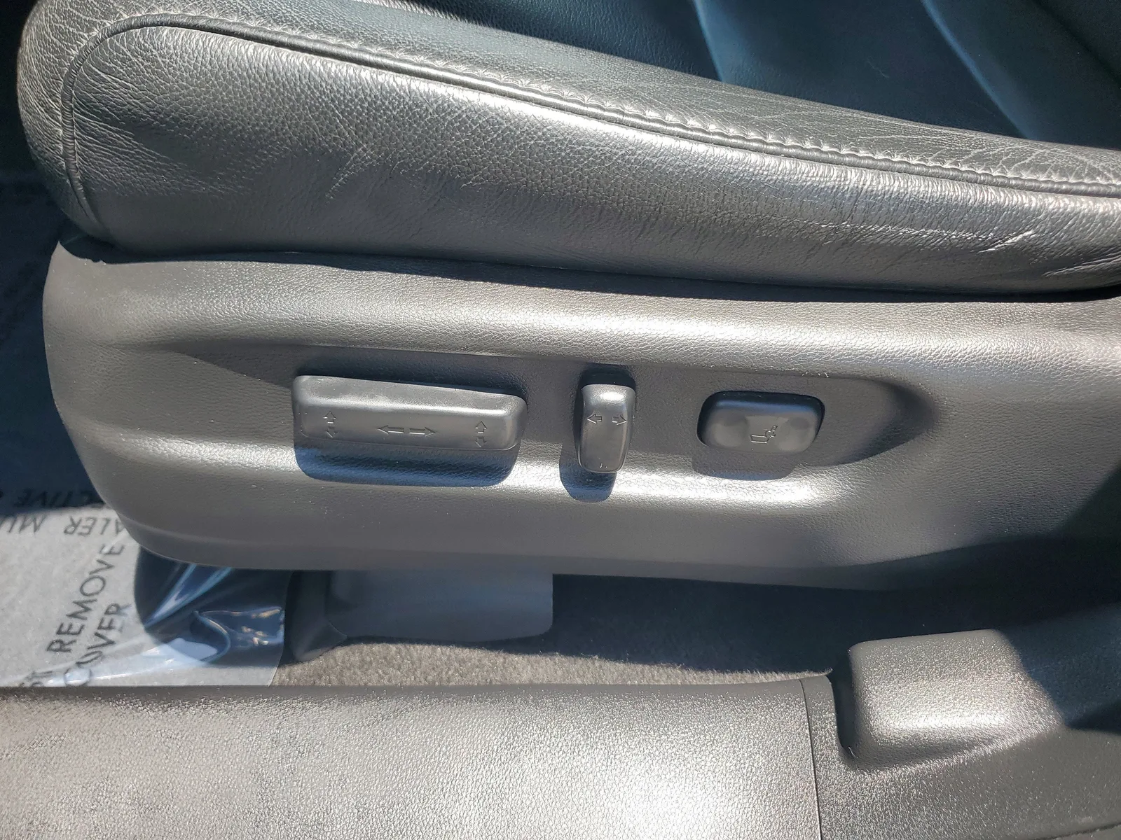 2022 Honda Pilot Touring 7-Passenger photo 13