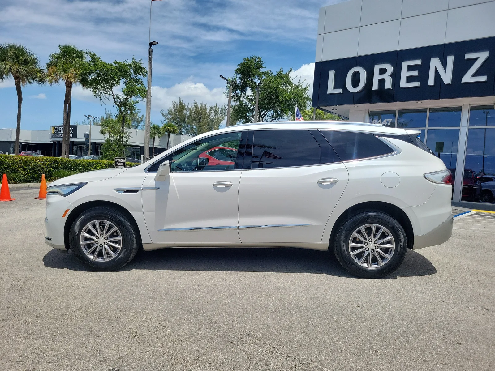 2022 Buick Enclave Essence photo 8