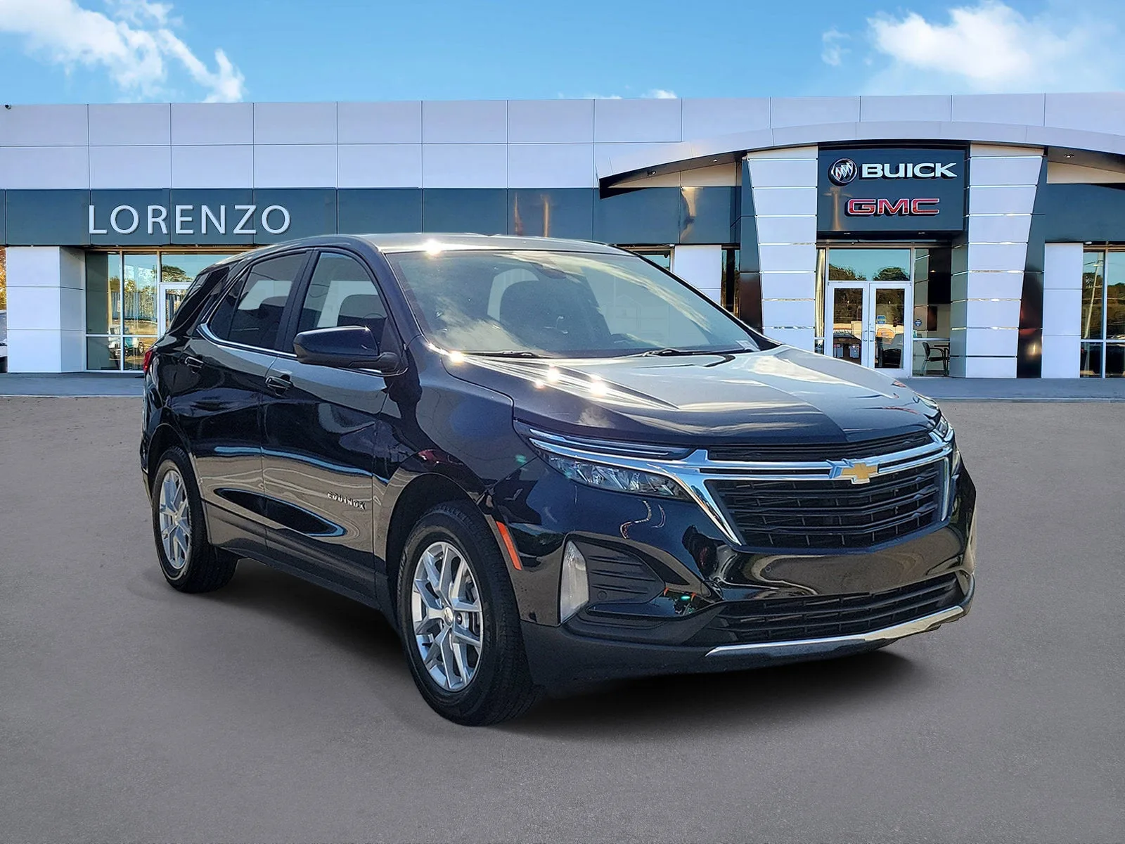 2024 Chevrolet Equinox LT photo 3