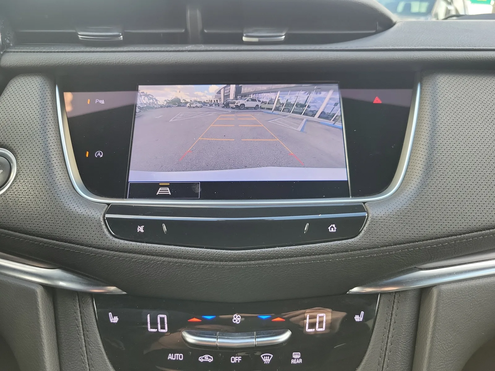 2022 Cadillac XT5 Luxury photo 10