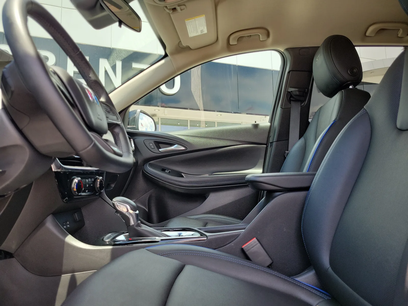 2025 Buick Encore GX Sport Touring photo 11