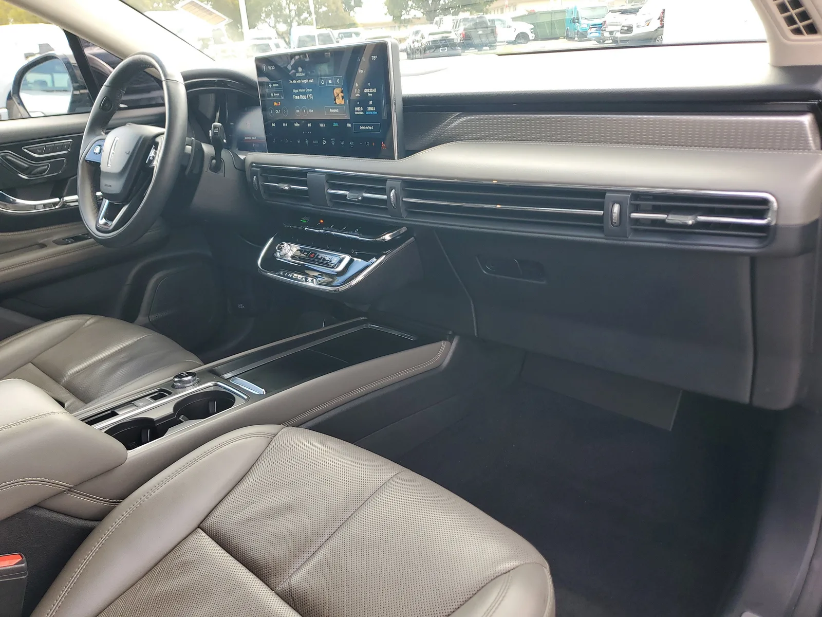 2023 Lincoln Corsair Grand Touring 4WD photo 18