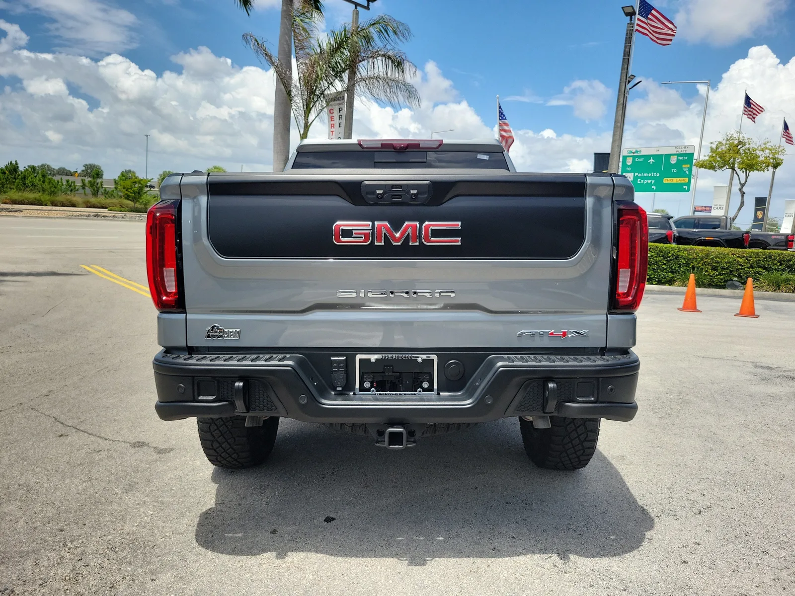 2024 GMC Sierra 1500 AT4X photo 6