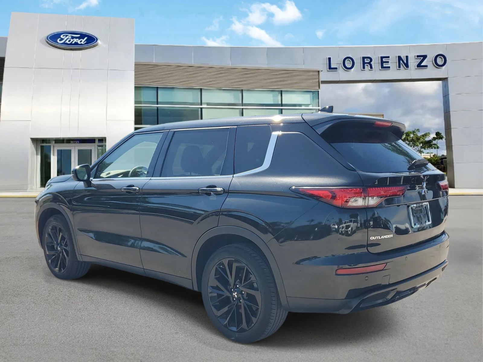 2022 Mitsubishi Outlander Black Edition photo 7