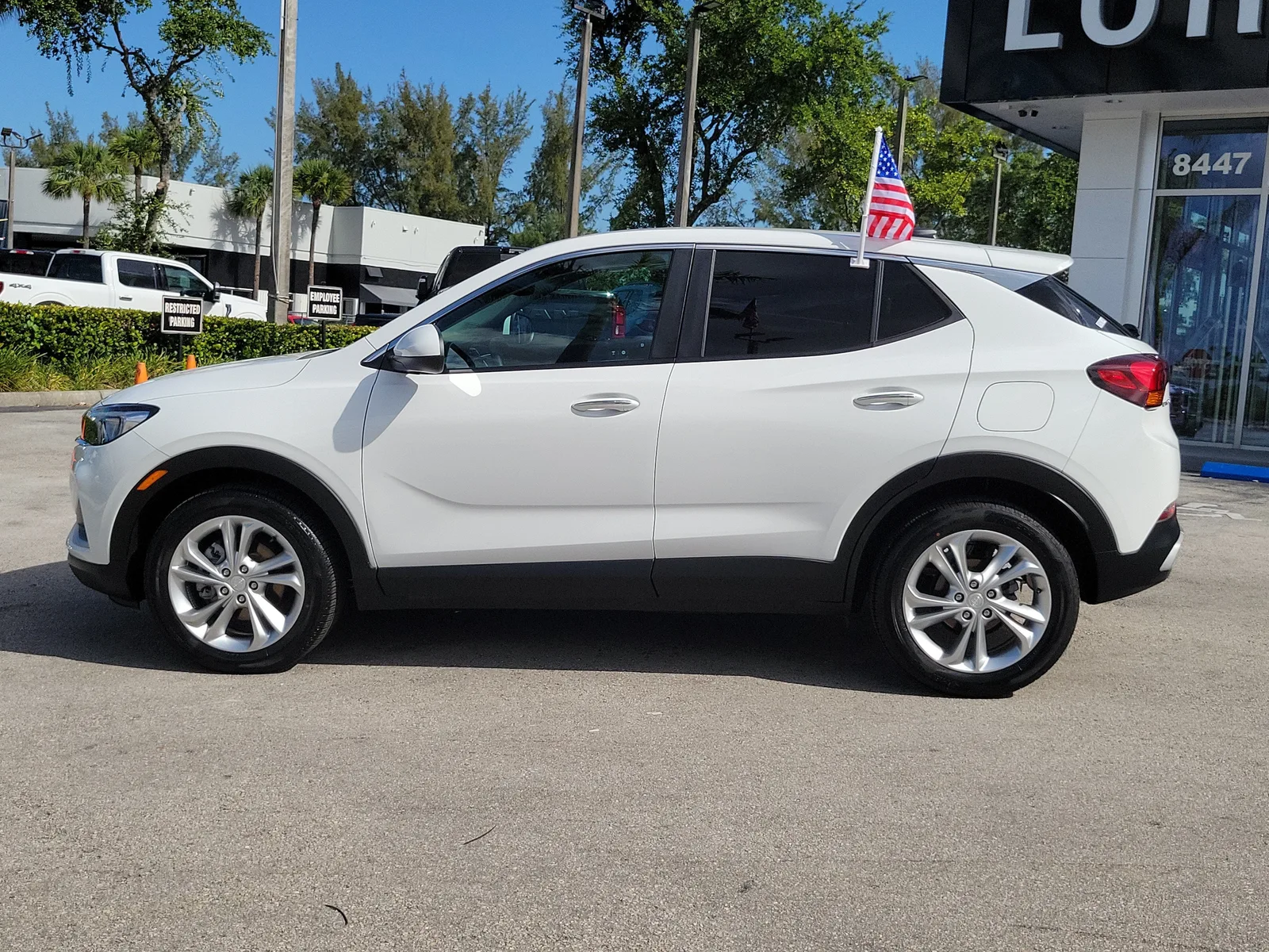 2023 Buick Encore GX Preferred photo 8