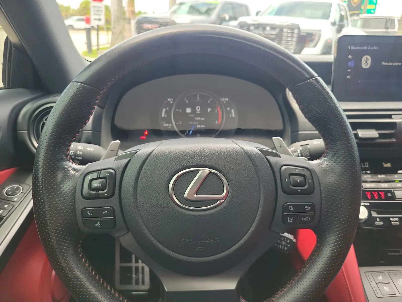 2023 Lexus IS IS 350 F SPORT photo 18