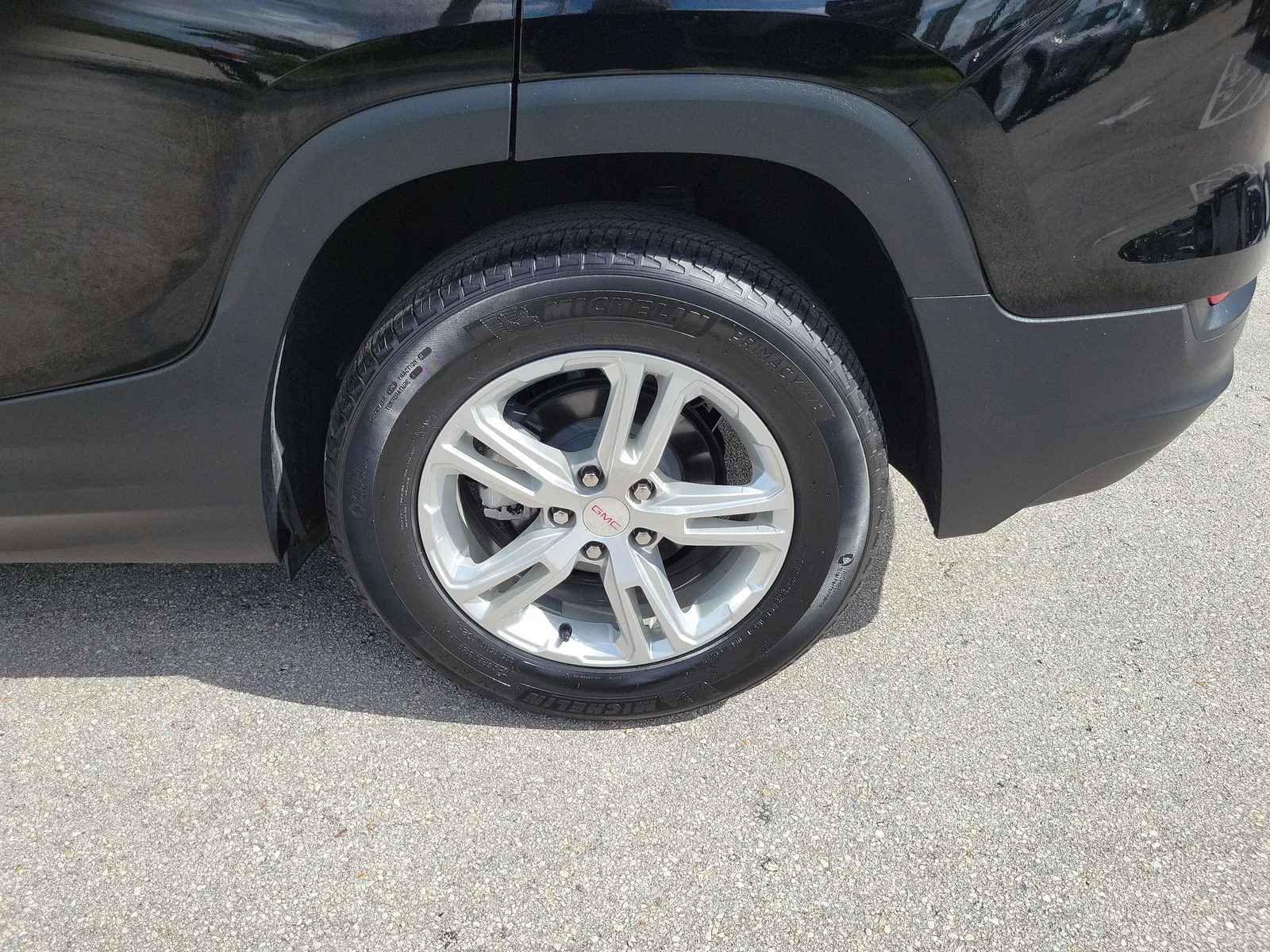 2023 GMC Terrain SLE photo 28