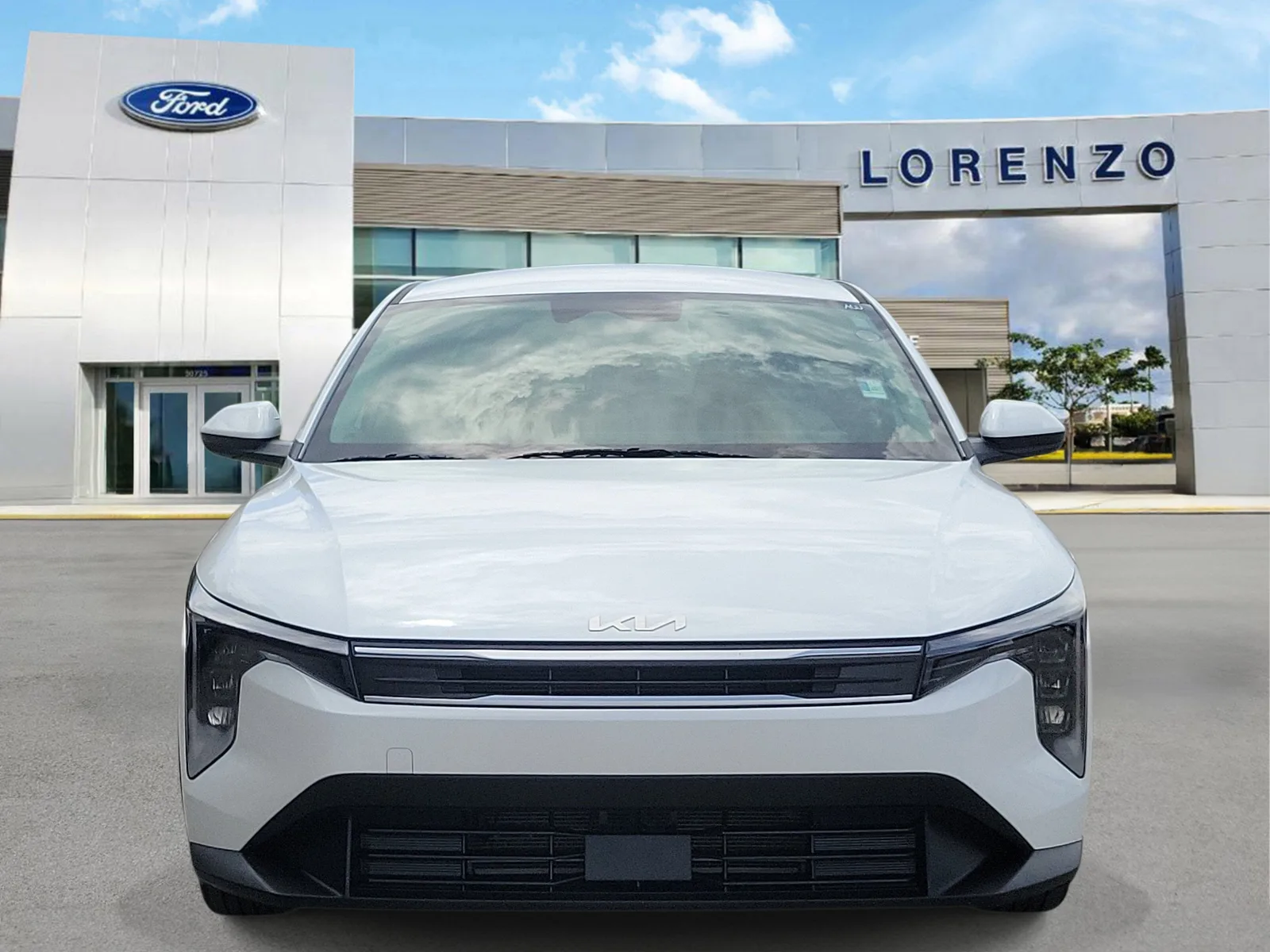 2025 Kia K4 LX photo 2